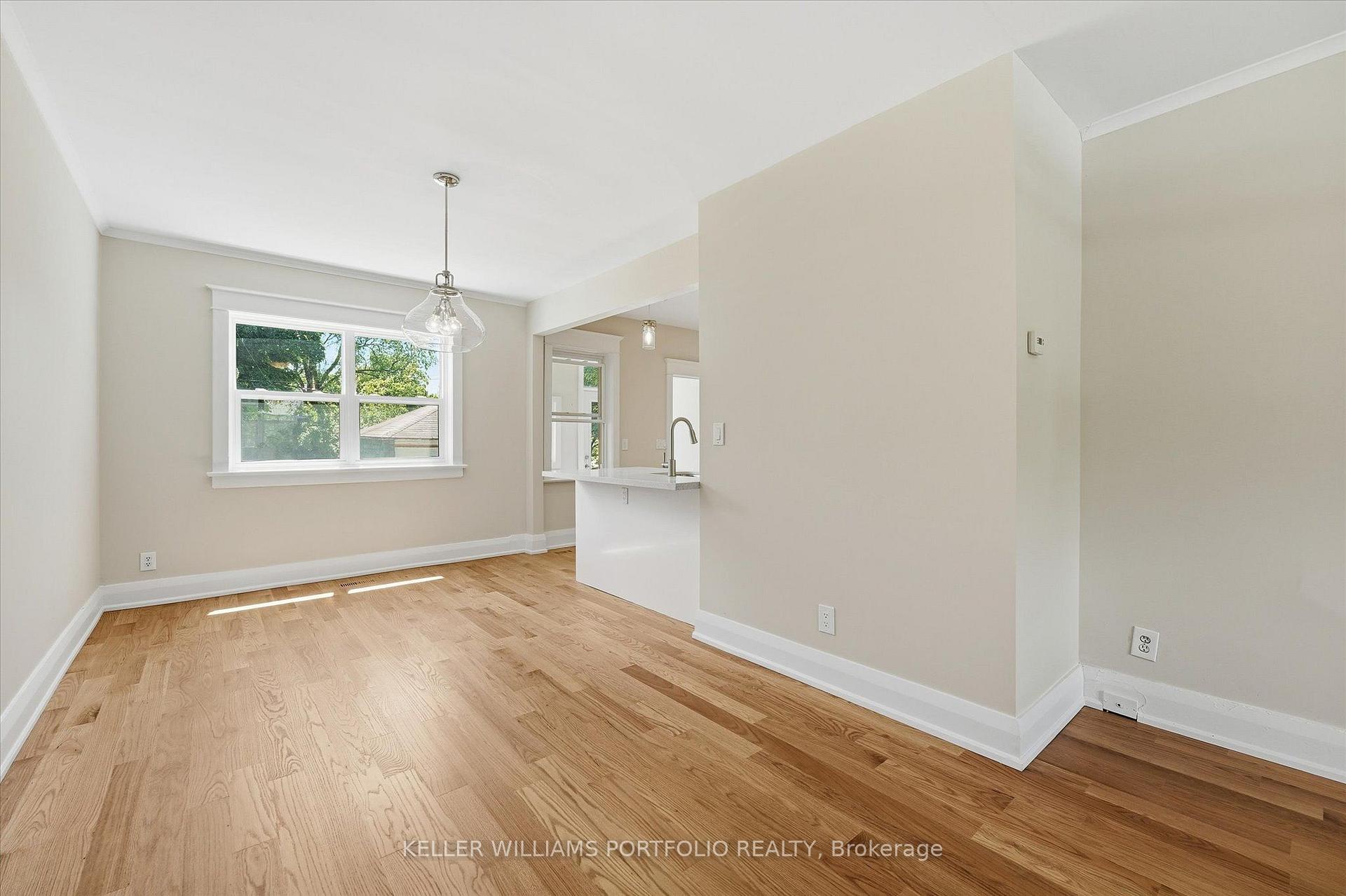 Photo 10 of 289 Wolverleigh Boulevard, Toronto, Danforth — HOMEH