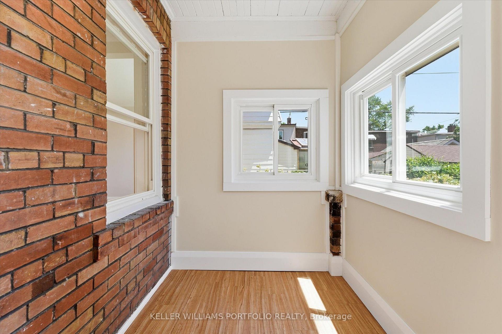 Photo 18 of 289 Wolverleigh Boulevard, Toronto, Danforth — HOMEH