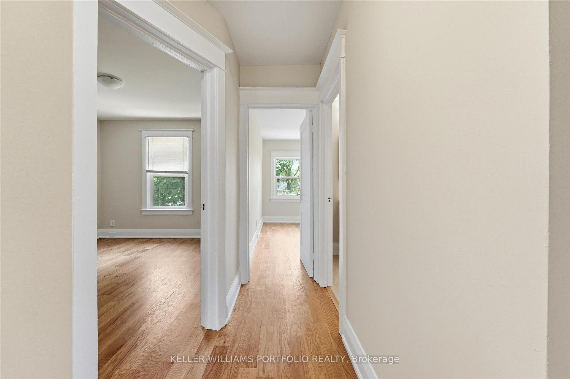 Photo 20 of 289 Wolverleigh Boulevard, Toronto, Danforth — HOMEH