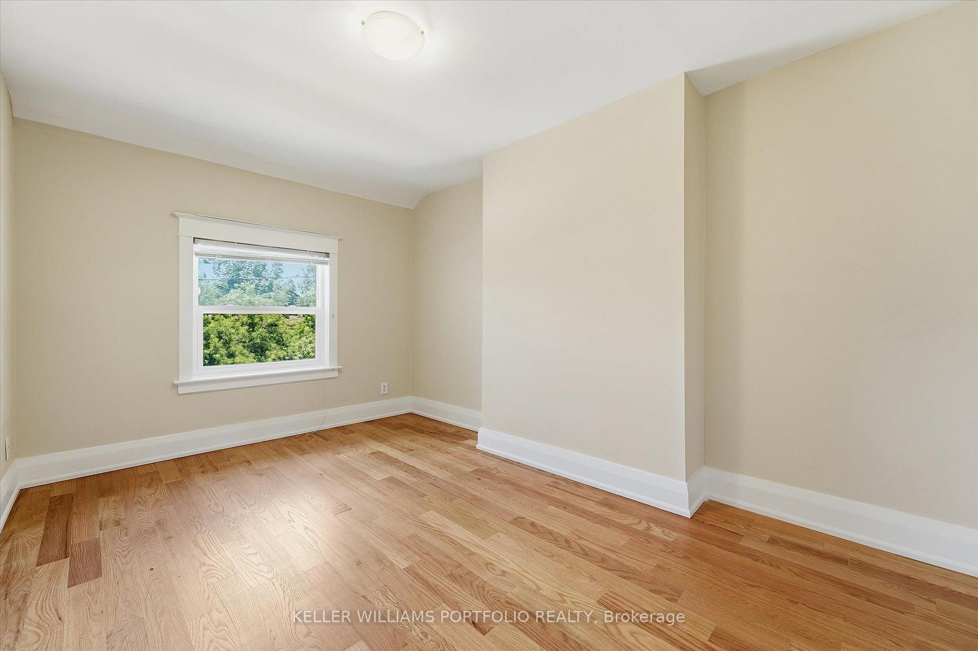 Photo 24 of 289 Wolverleigh Boulevard, Toronto, Danforth — HOMEH