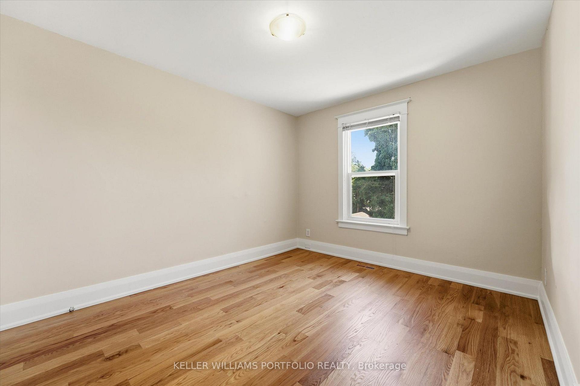 Photo 27 of 289 Wolverleigh Boulevard, Toronto, Danforth — HOMEH
