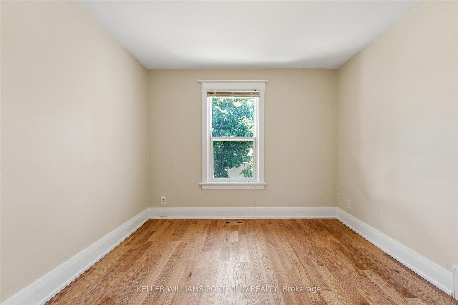 Photo 28 of 289 Wolverleigh Boulevard, Toronto, Danforth — HOMEH