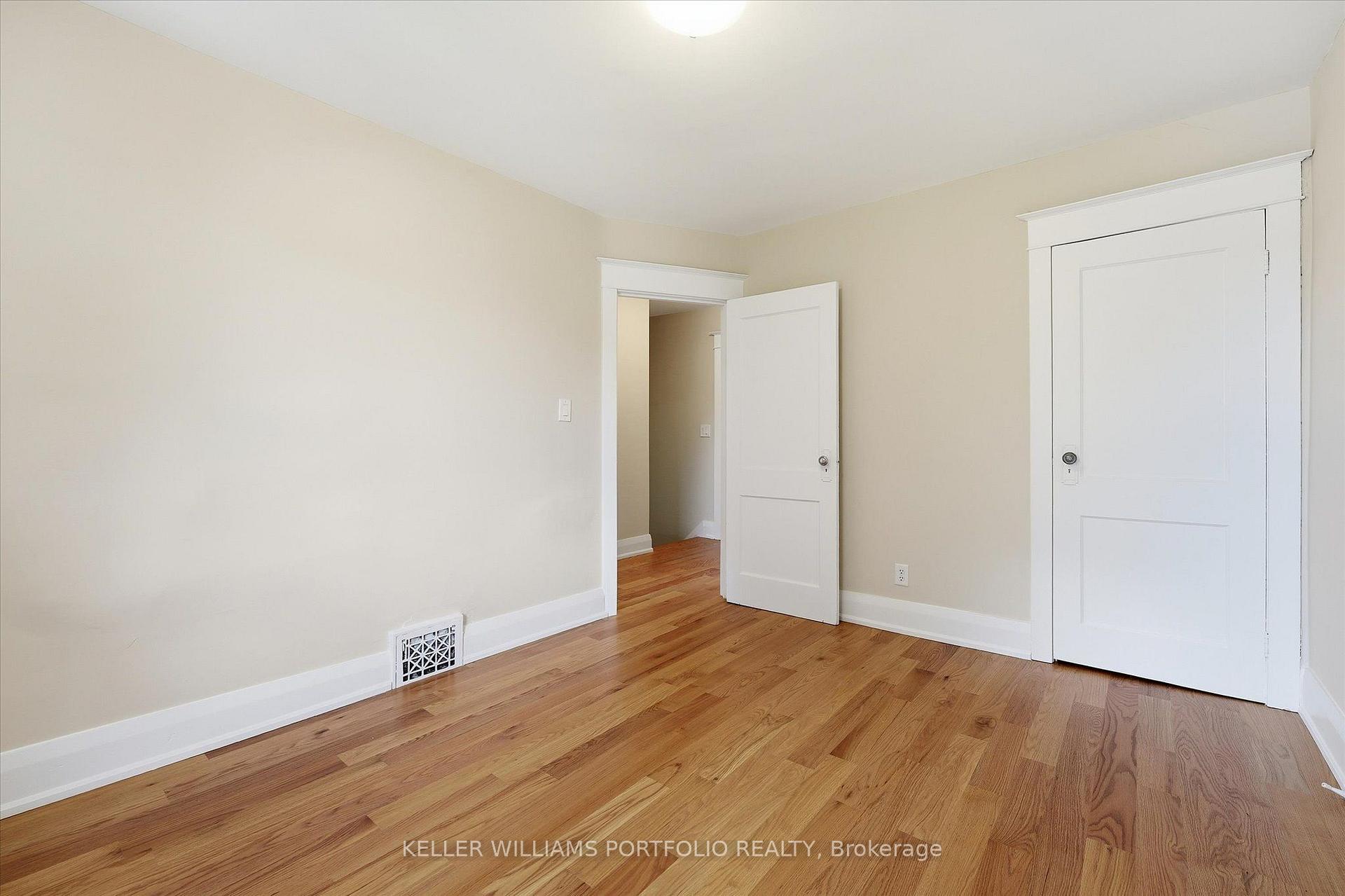 Photo 29 of 289 Wolverleigh Boulevard, Toronto, Danforth — HOMEH