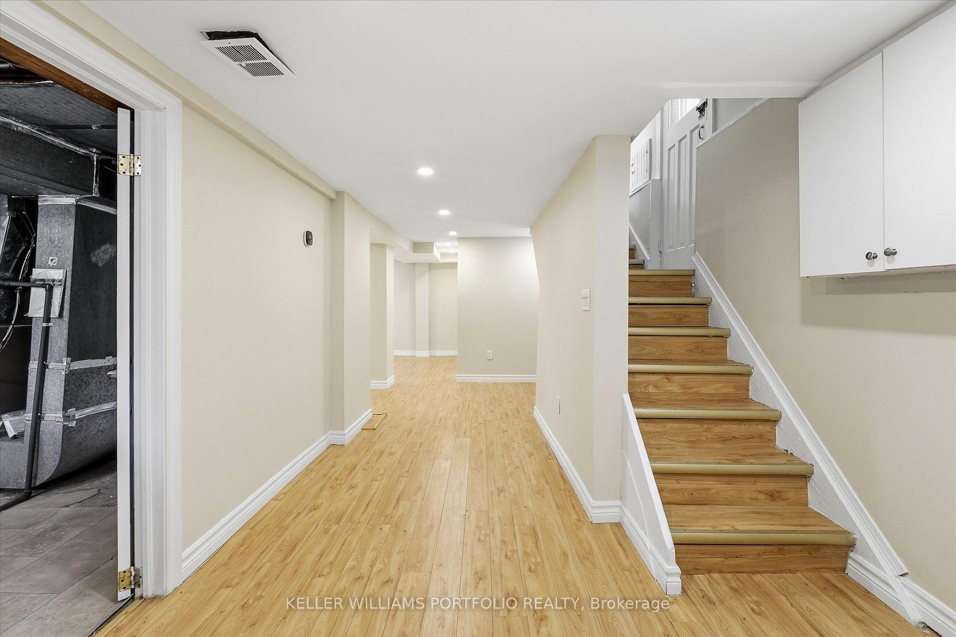 Photo 36 of 289 Wolverleigh Boulevard, Toronto, Danforth — HOMEH