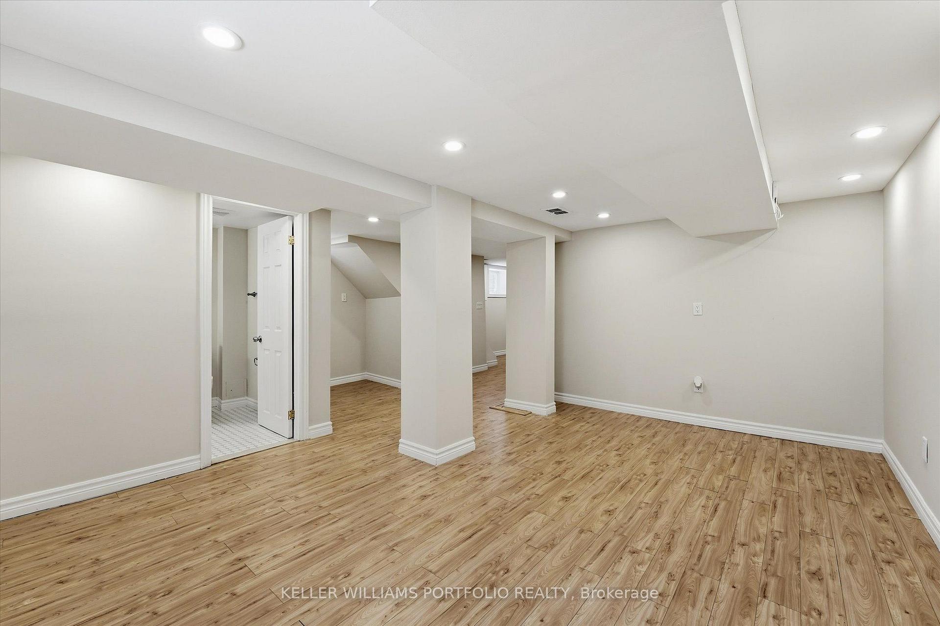 Photo 40 of 289 Wolverleigh Boulevard, Toronto, Danforth — HOMEH