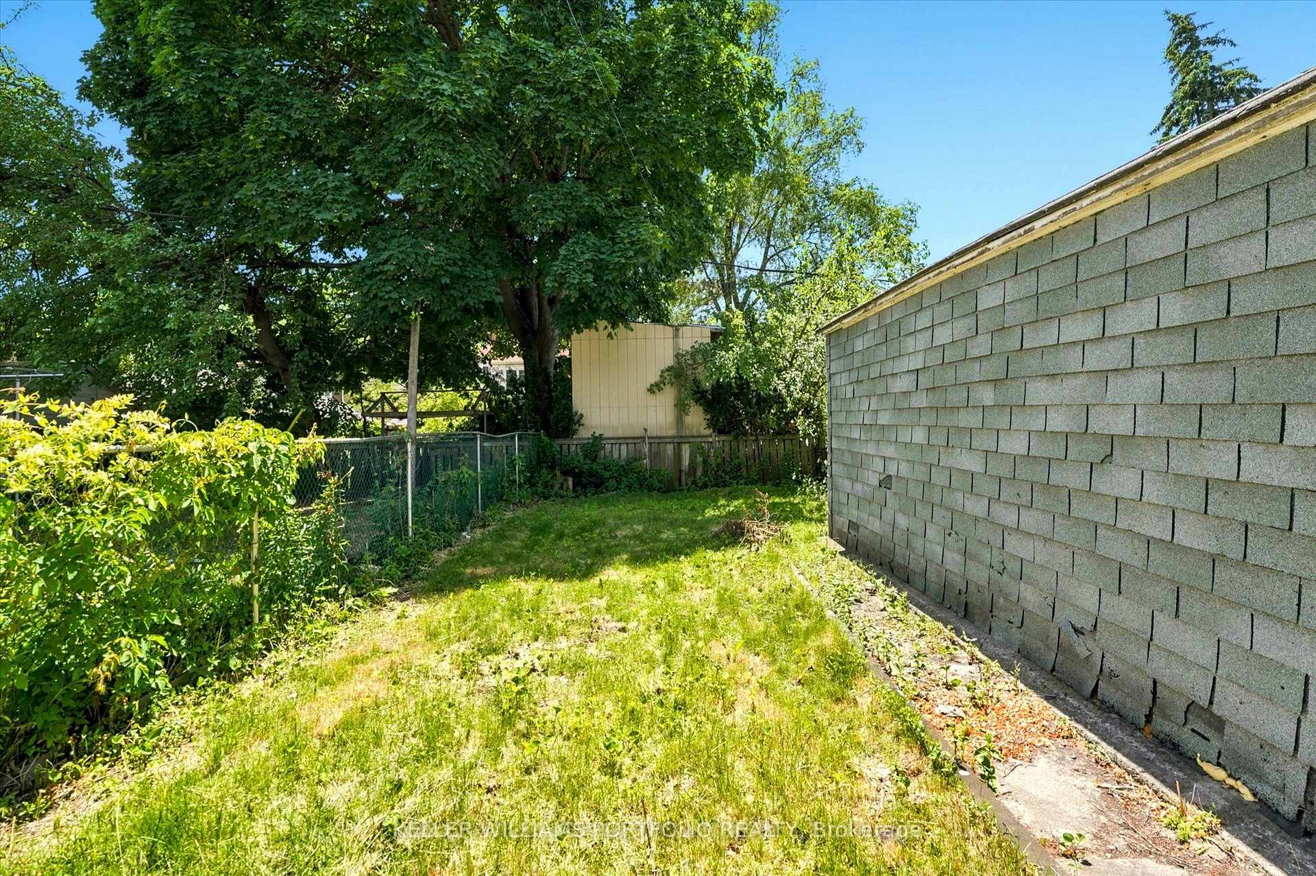 Photo 48 of 289 Wolverleigh Boulevard, Toronto, Danforth — HOMEH