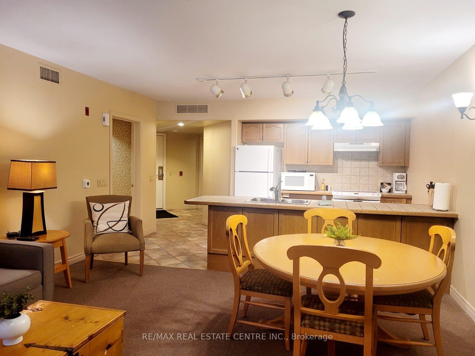 Photo 3 of 90 Highland Drive, Oro-Medonte, Horseshoe Valley — HOMEH