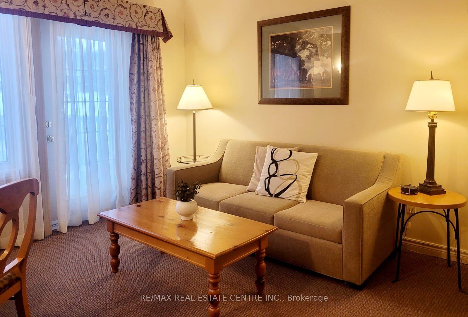 Photo 8 of 90 Highland Drive, Oro-Medonte, Horseshoe Valley — HOMEH