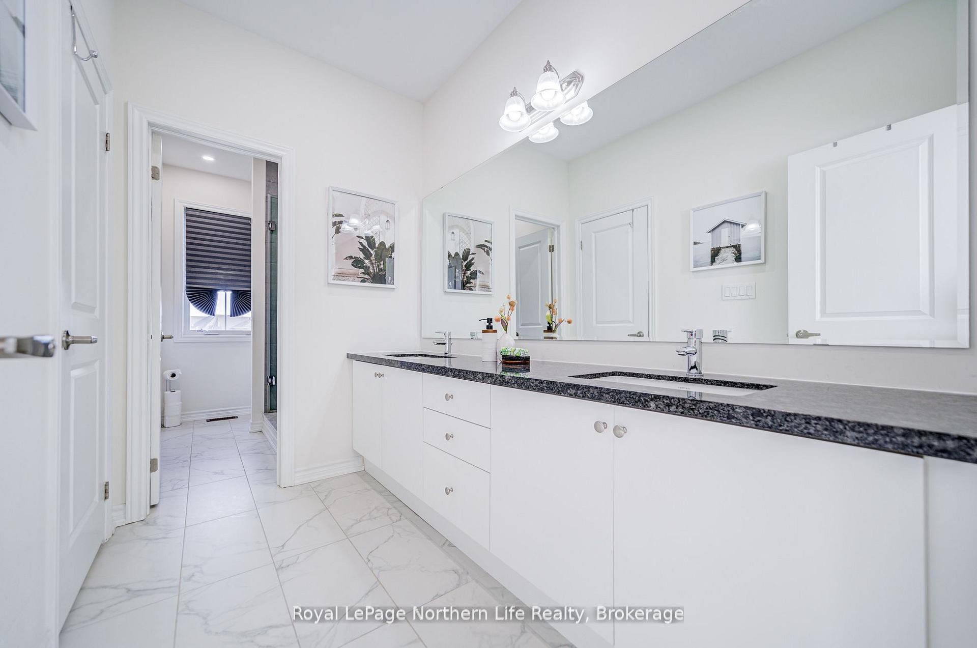 Photo 38 of 259 Danny Wheeler Boulevard, Georgina, Keswick North — HOMEH