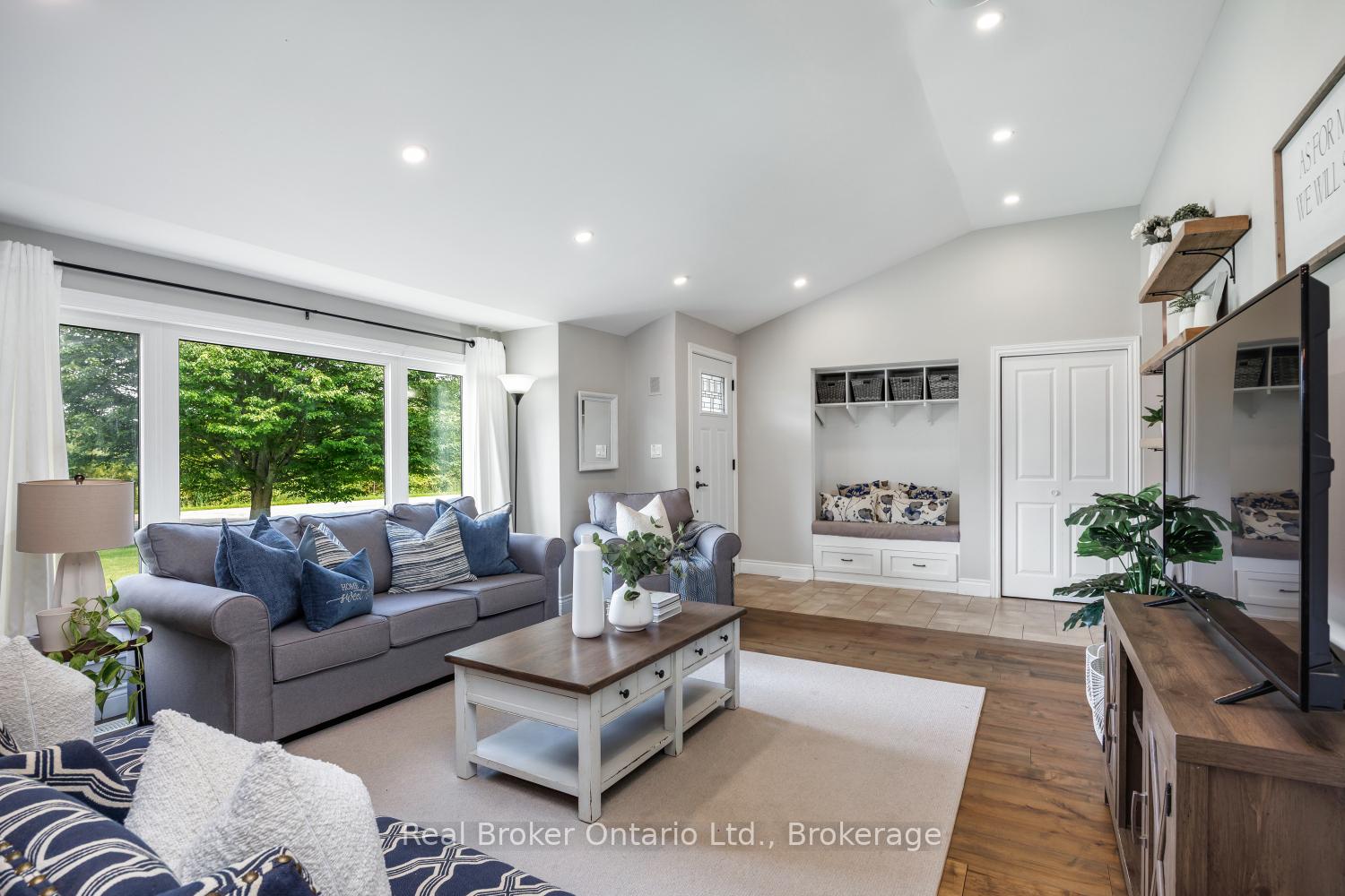 Photo 8 of 2532 Holt Road, Clarington, Rural Clarington — HOMEH