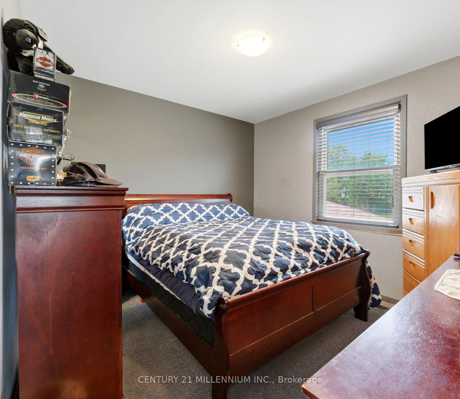 Photo 27 of 683 Balmoral Drive, Brampton, Southgate — HOMEH