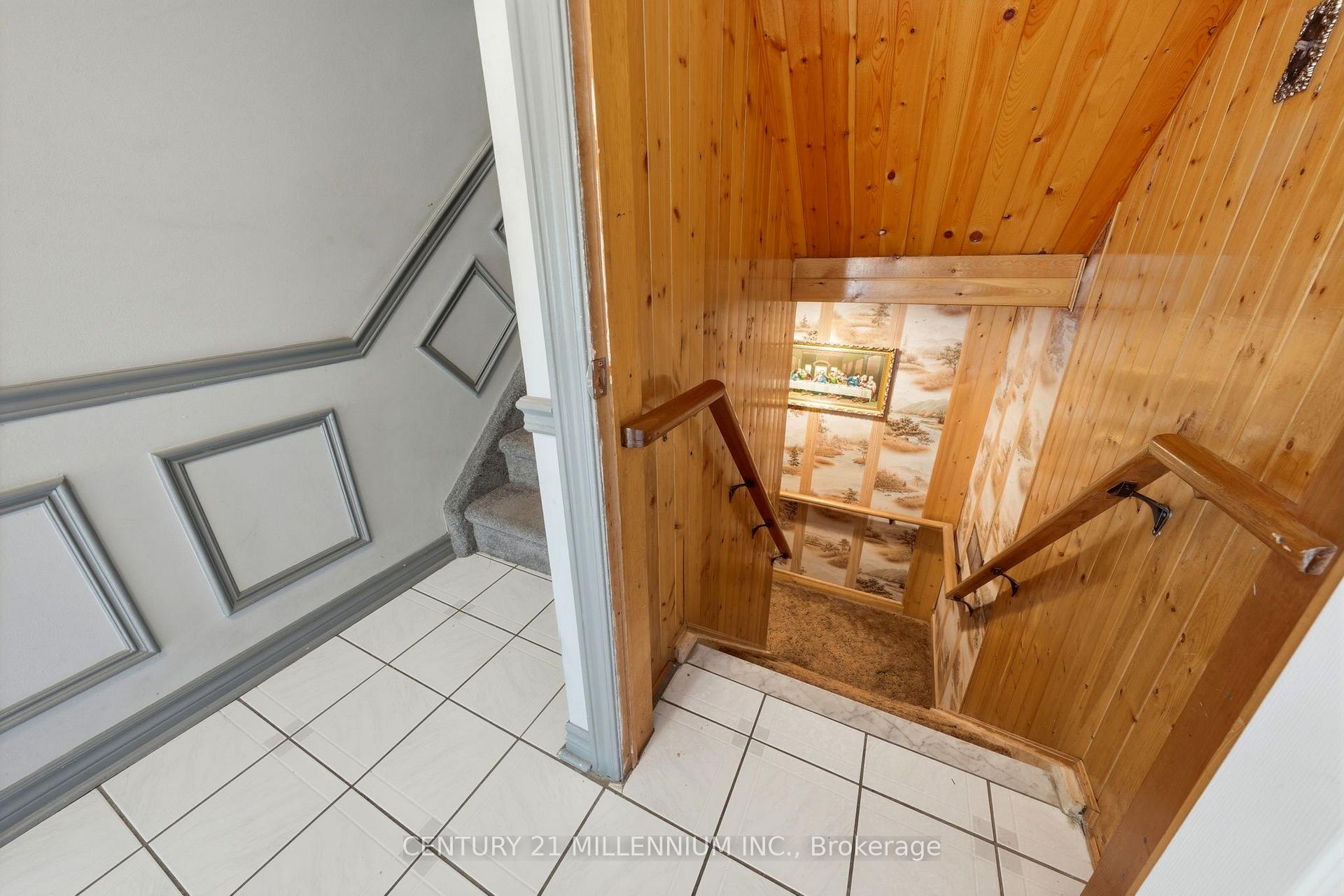 Photo 32 of 683 Balmoral Drive, Brampton, Southgate — HOMEH