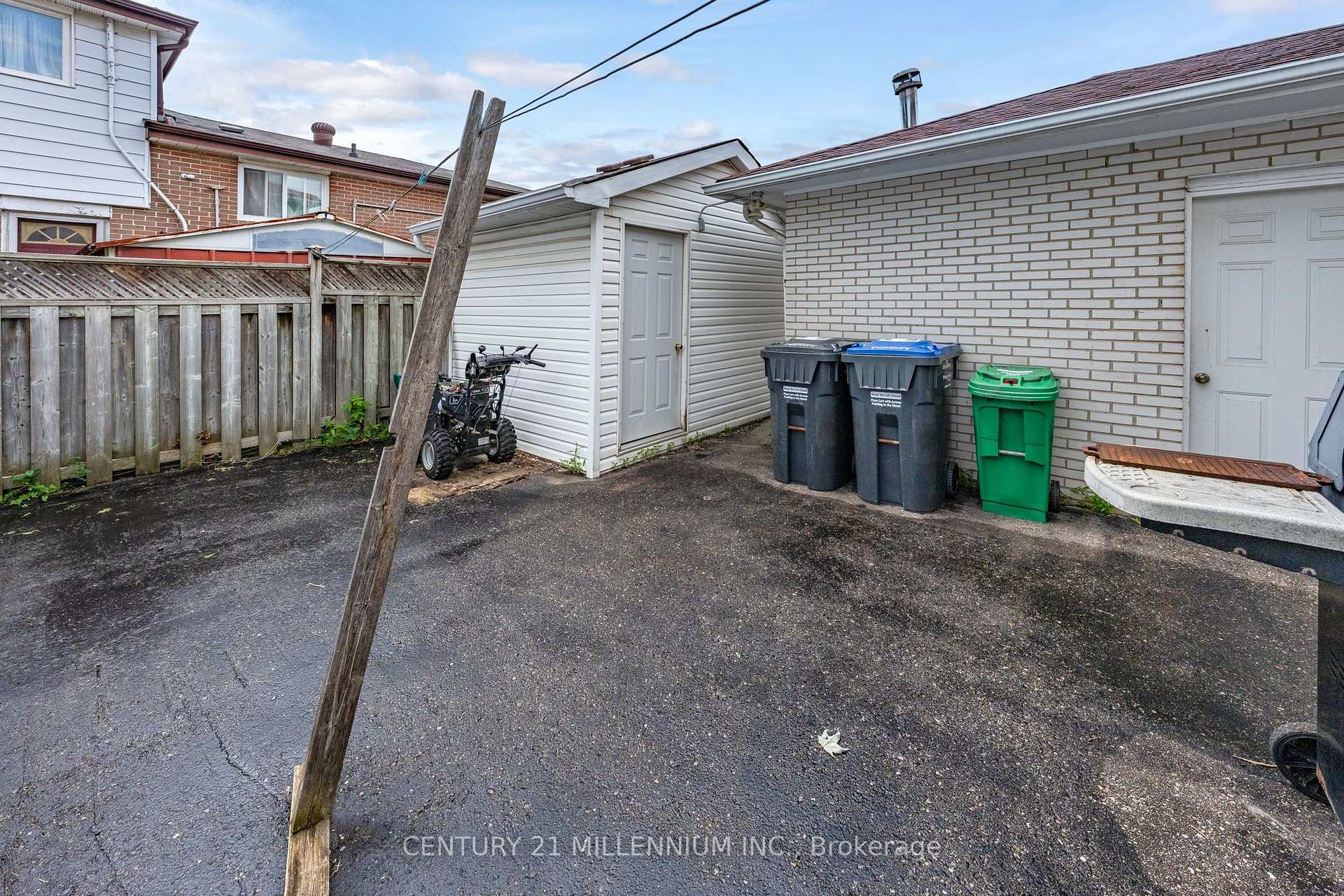 Photo 39 of 683 Balmoral Drive, Brampton, Southgate — HOMEH
