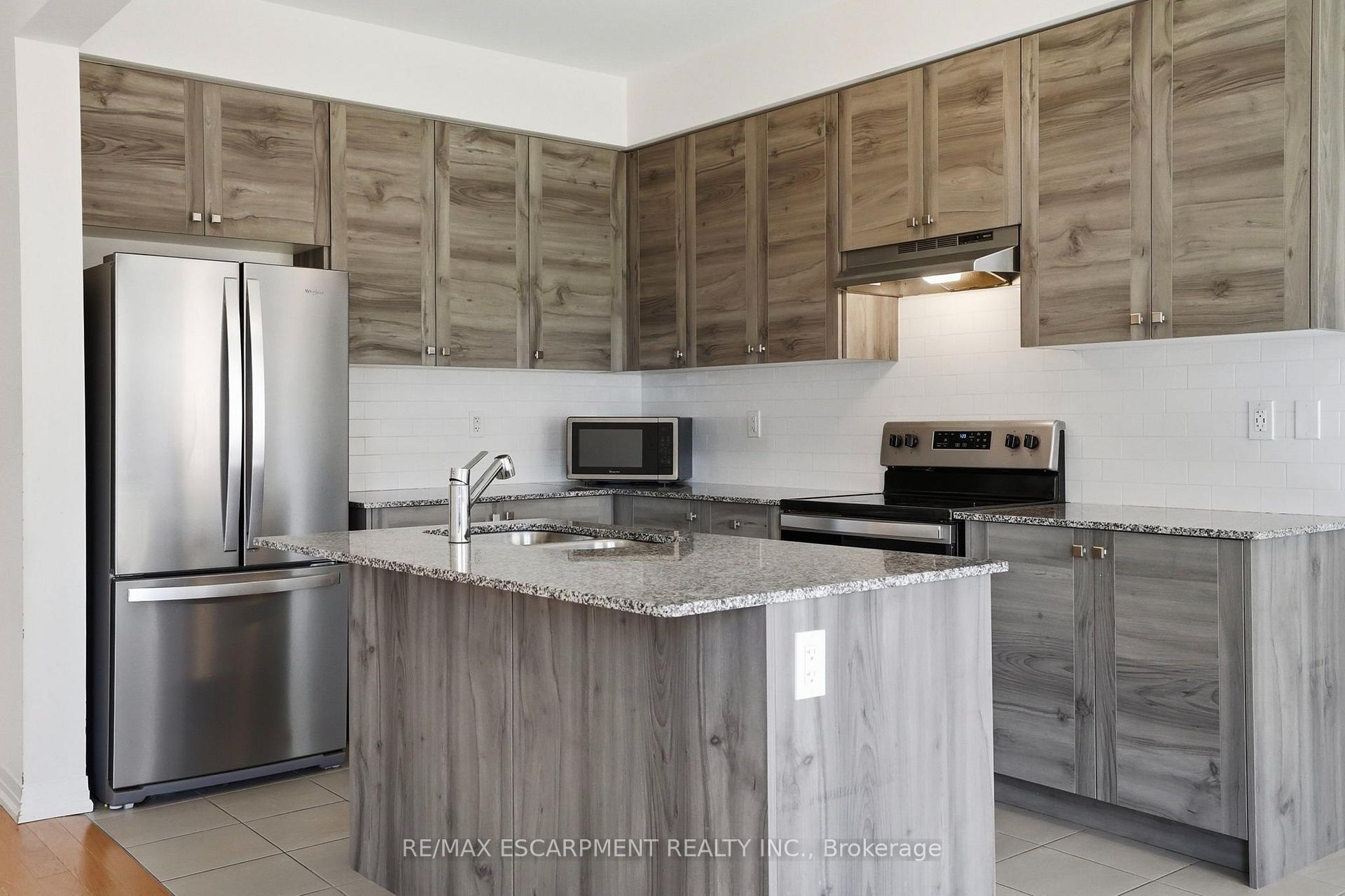 Photo 9 of 254 Rosebury Way, Hamilton, Mount Hope — HOMEH