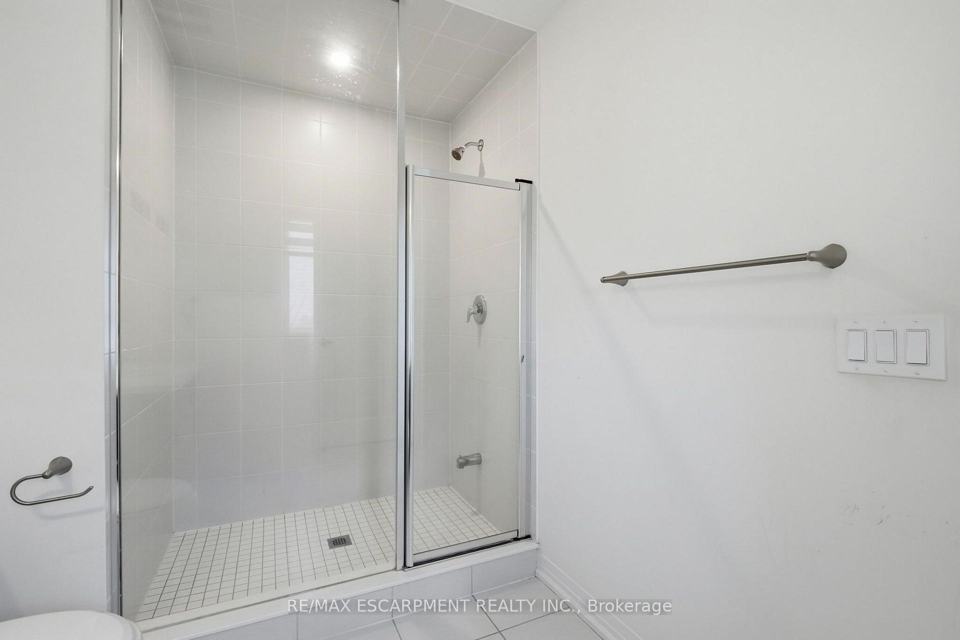 Photo 21 of 254 Rosebury Way, Hamilton, Mount Hope — HOMEH