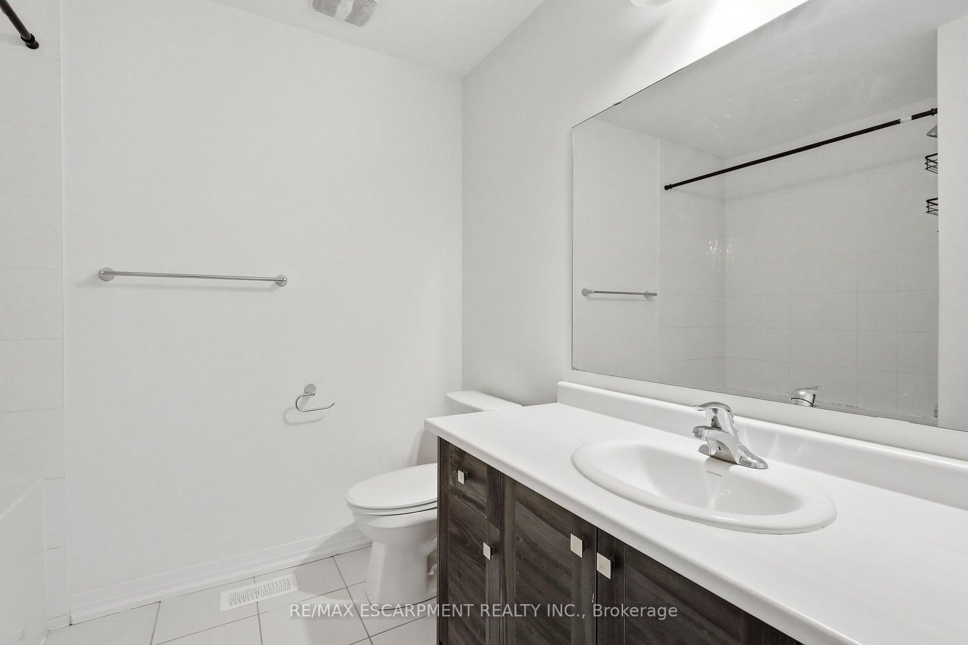Photo 25 of 254 Rosebury Way, Hamilton, Mount Hope — HOMEH