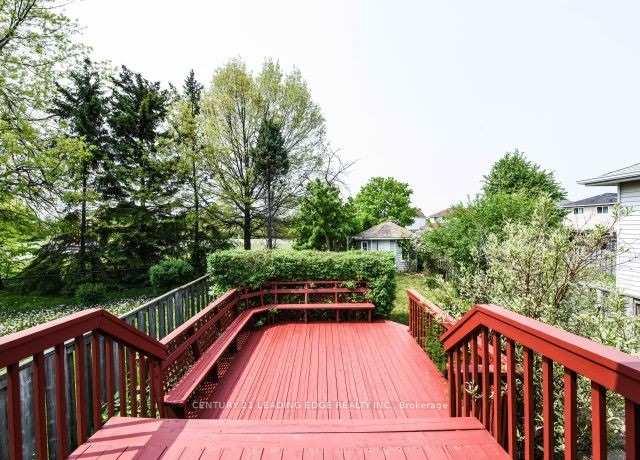 Photo 4 of 54 Aurora Place, Brampton, Heart Lake West — HOMEH