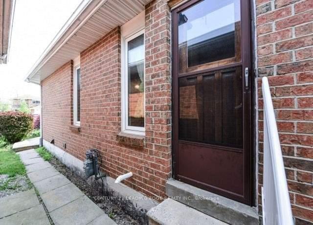 Photo 5 of 54 Aurora Place, Brampton, Heart Lake West — HOMEH