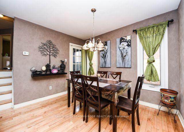 Photo 11 of 54 Aurora Place, Brampton, Heart Lake West — HOMEH