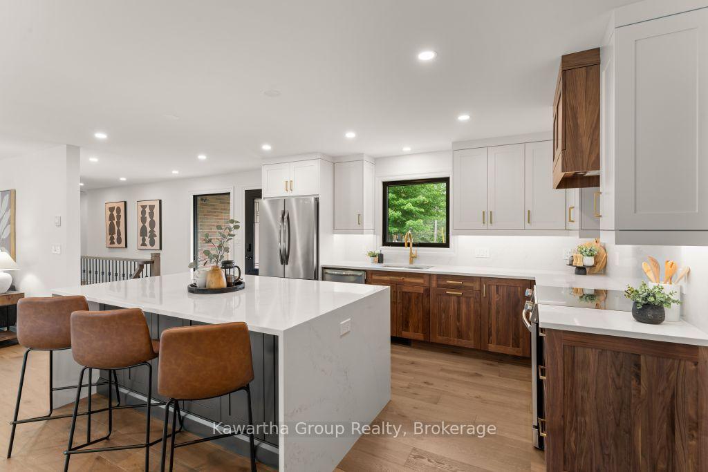 Photo 13 of 65 Grandy Road, Kawartha Lakes, Bexley — HOMEH