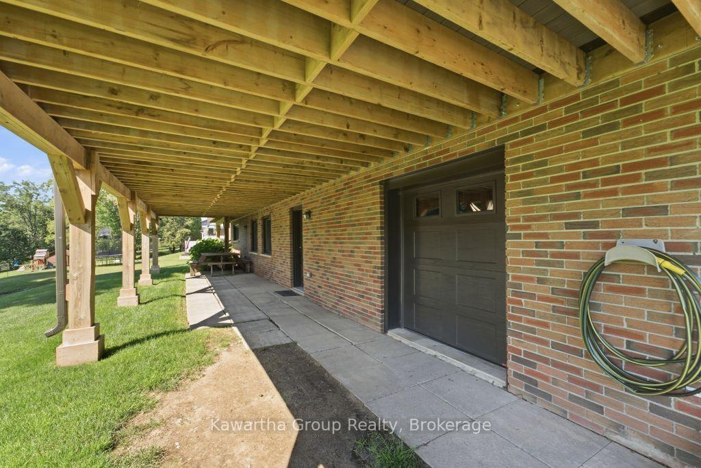 Photo 39 of 65 Grandy Road, Kawartha Lakes, Bexley — HOMEH