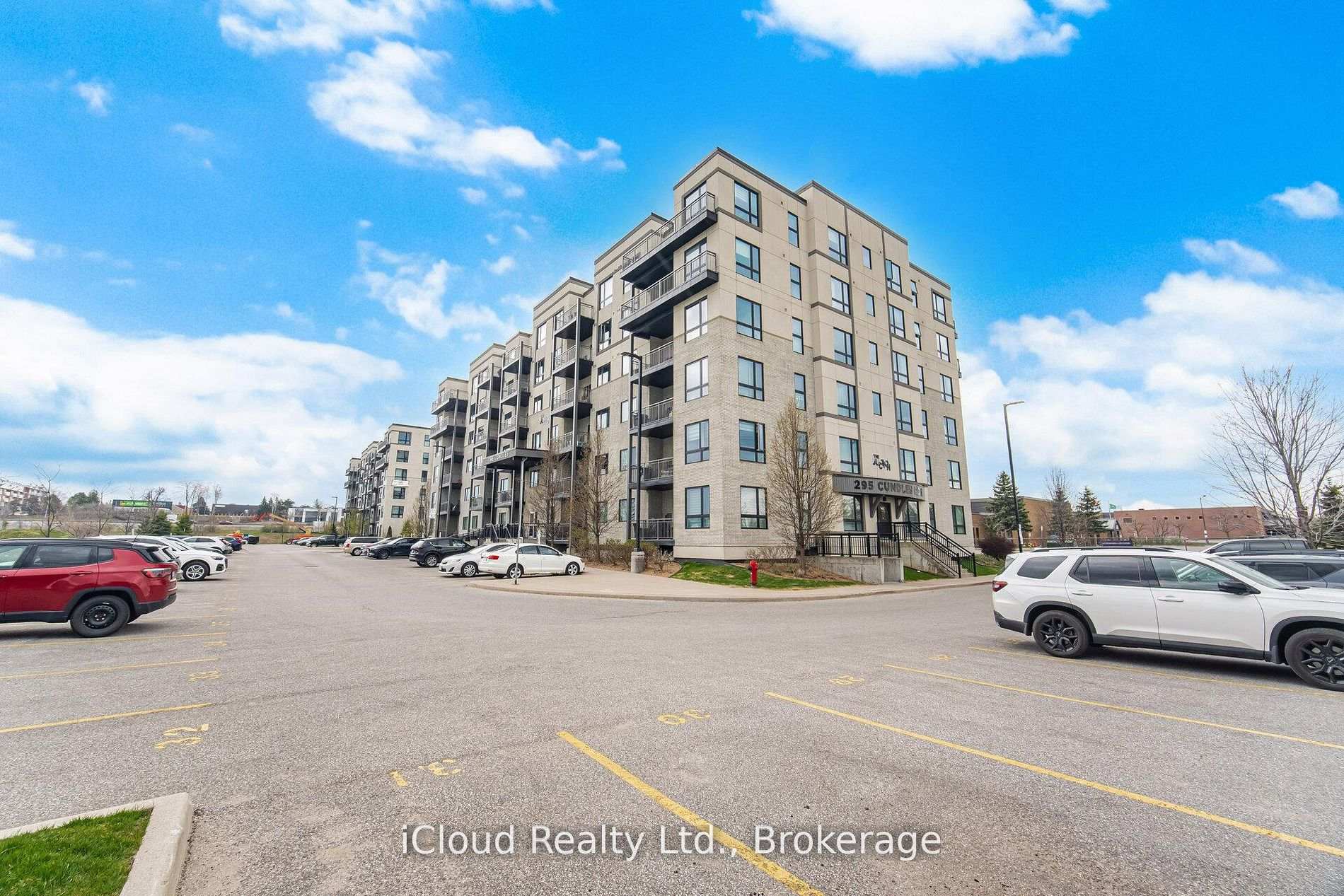 Photo 34 of Unit 208, 295 Cundles Road E, Barrie, Alliance — HOMEH