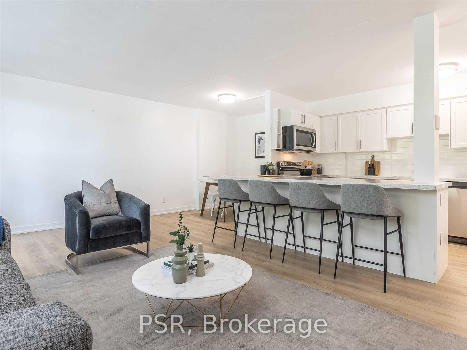Photo 4 of Unit 410, 240 Markland Drive, Etobicoke, Markland Wood — HOMEH