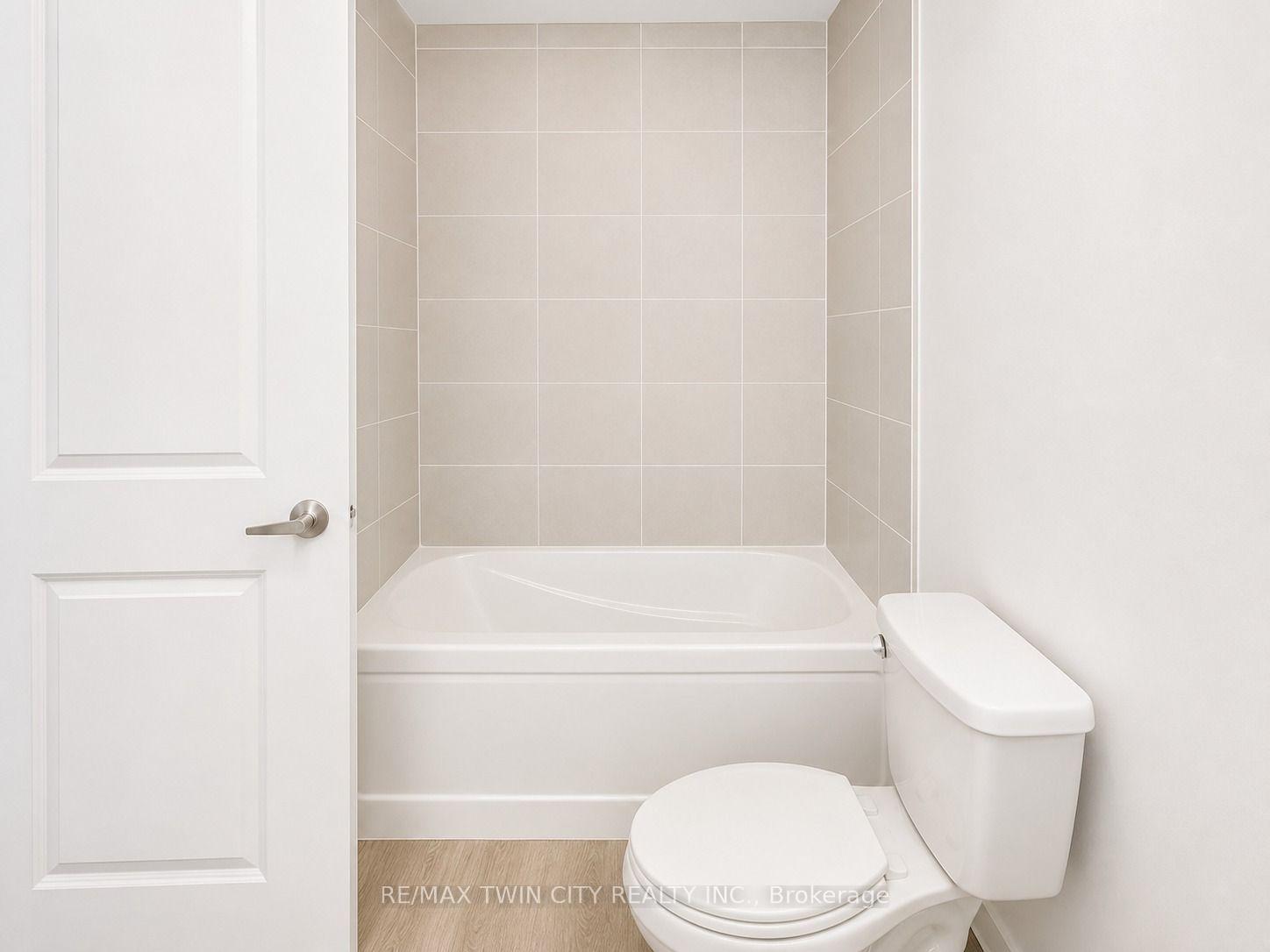 Photo 5 of Unit 32, 205 West Oak Lane S, Kitchener, Trussler — HOMEH