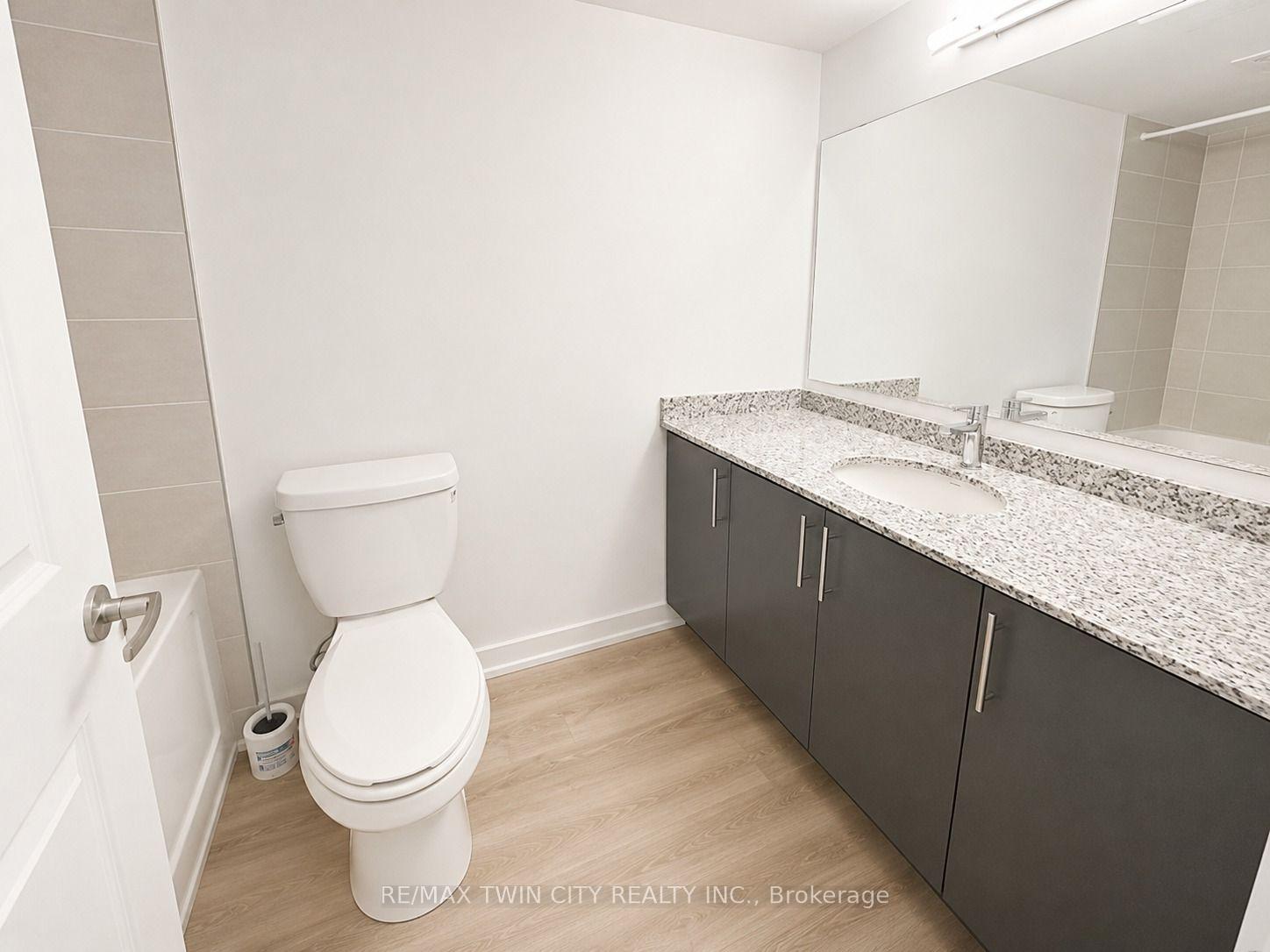 Photo 7 of Unit 32, 205 West Oak Lane S, Kitchener, Trussler — HOMEH