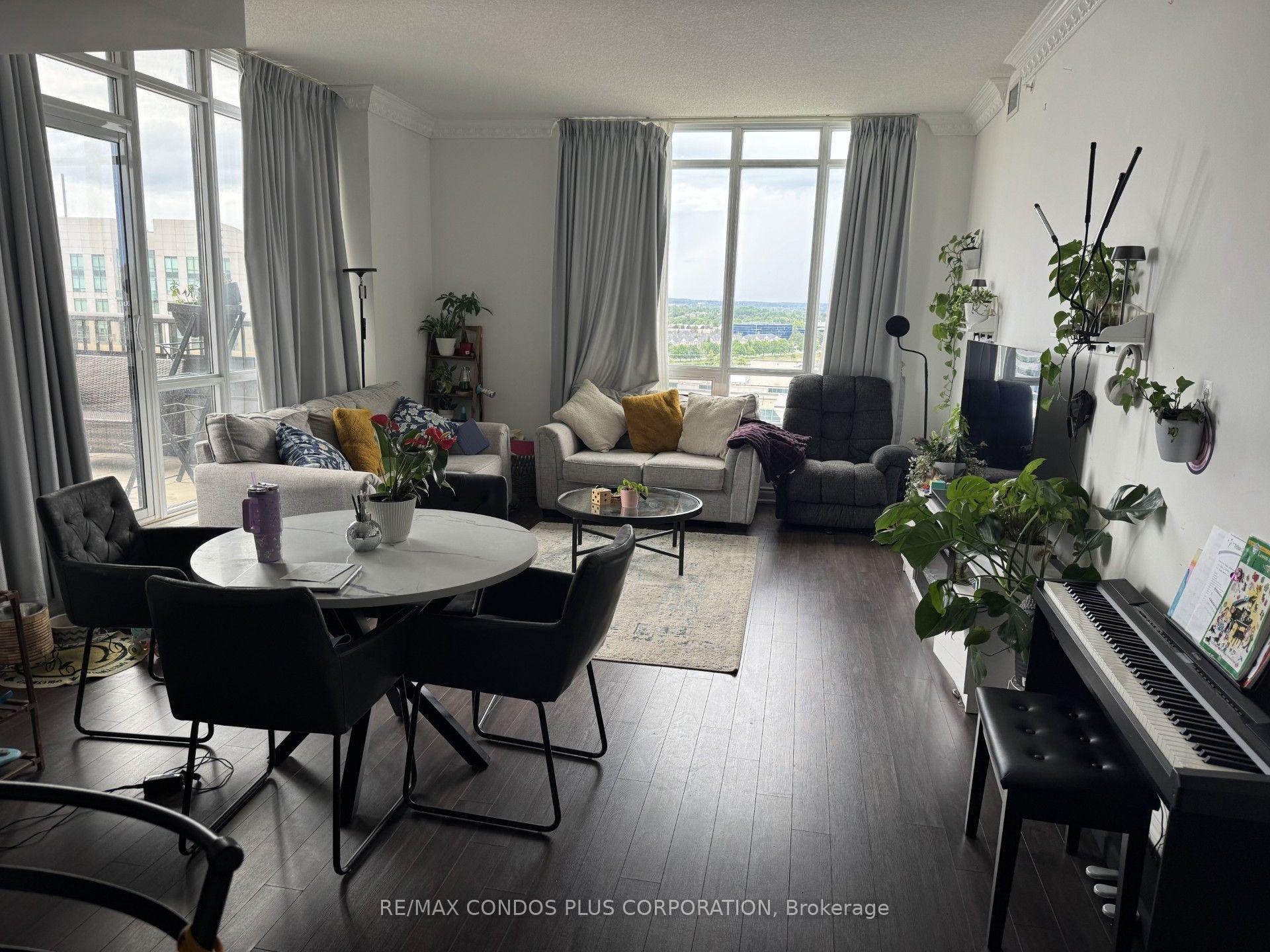Photo 4 of 38 Cedarland Drive, Markham, Unionville — HOMEH