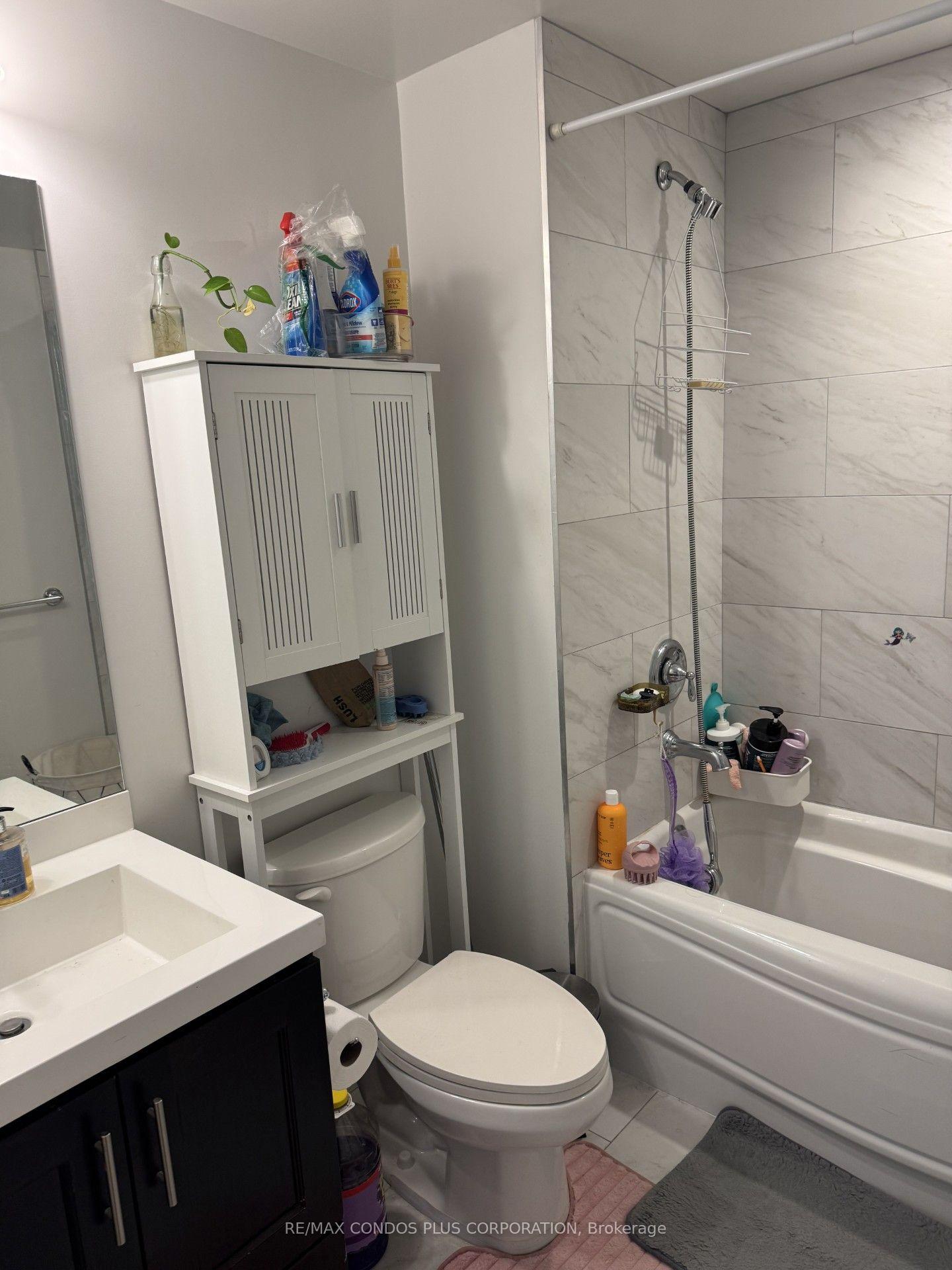 Photo 8 of 38 Cedarland Drive, Markham, Unionville — HOMEH