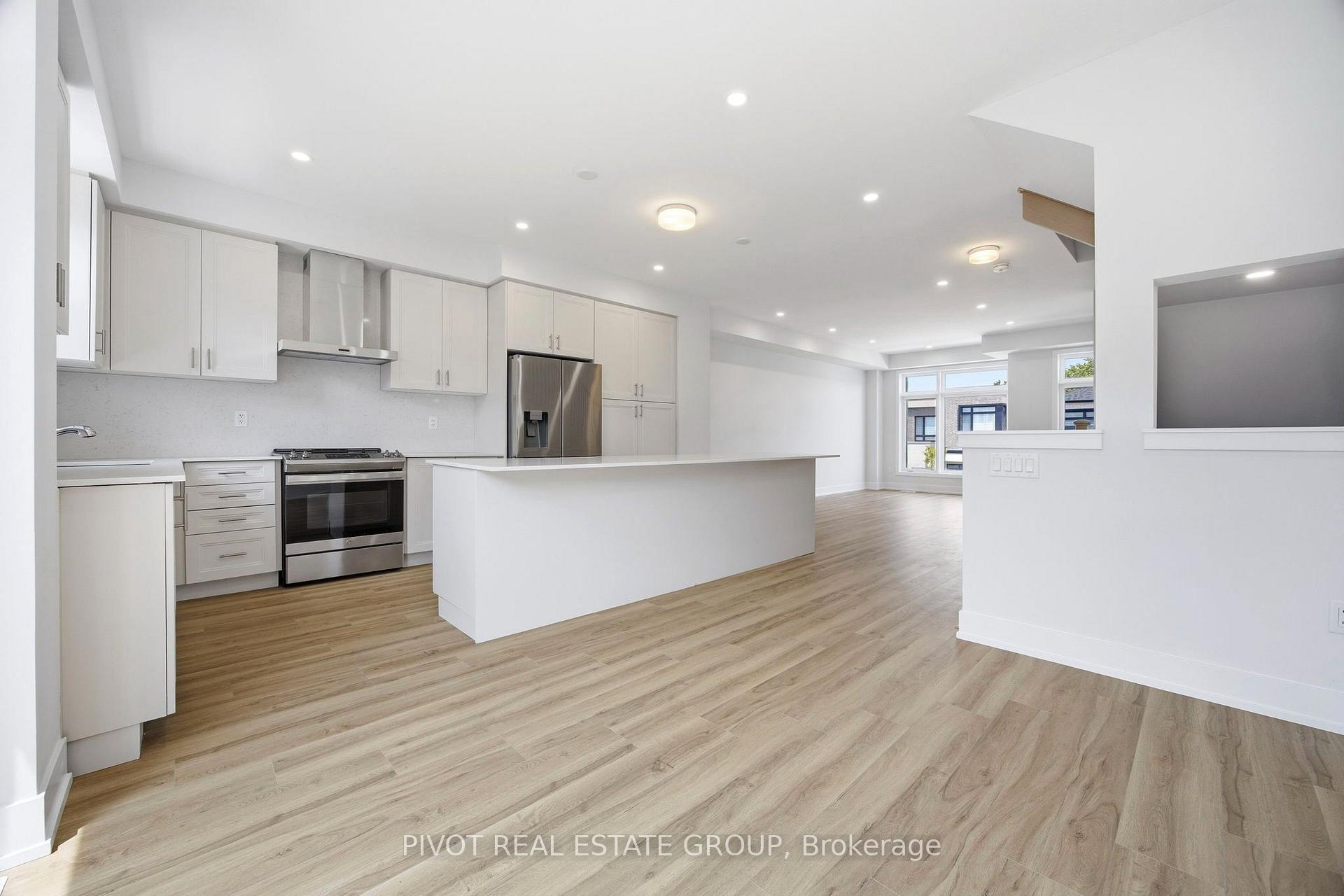 Photo 11 of 64 Danielle Moore Circle, Scarborough, Bendale — HOMEH