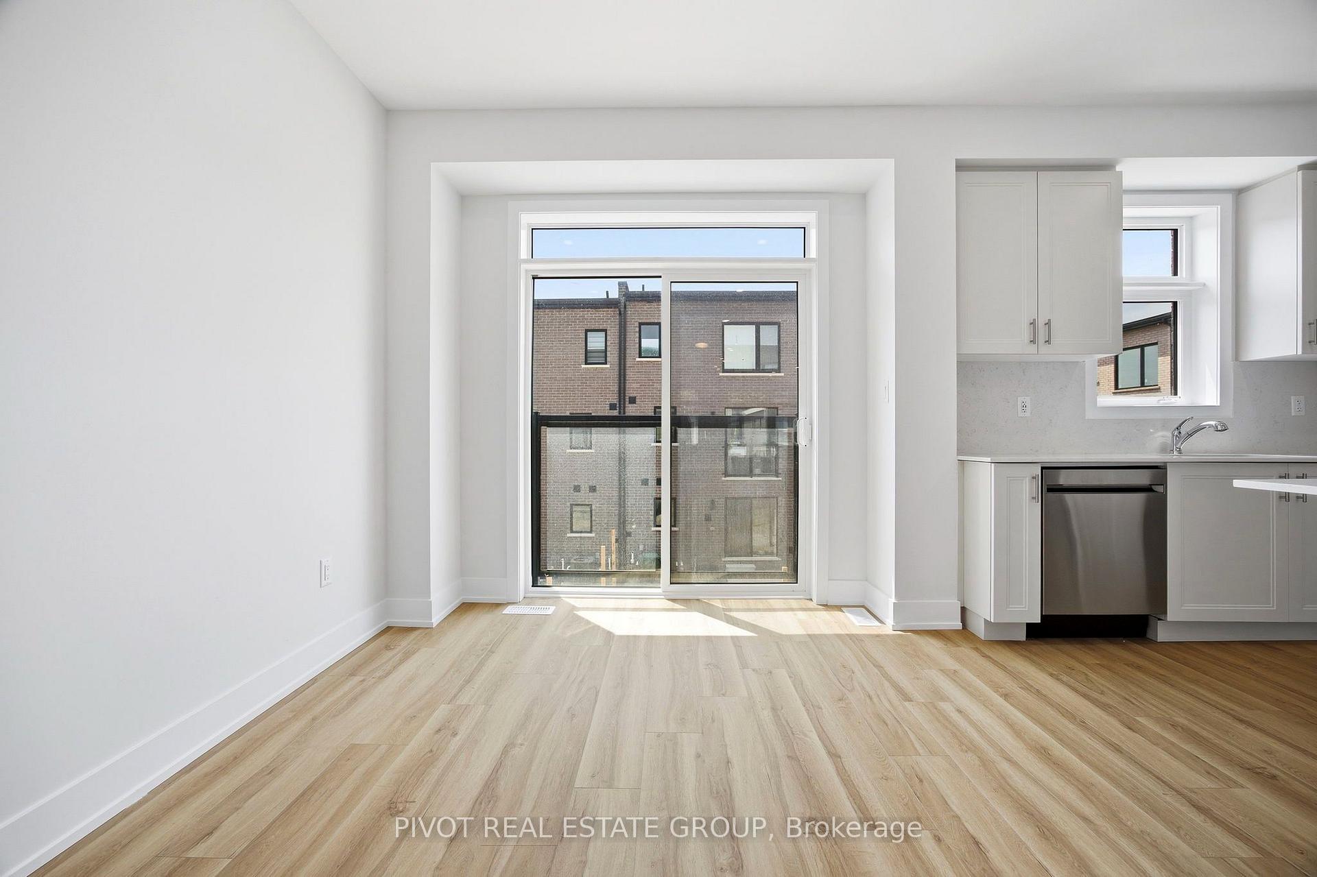 Photo 12 of 64 Danielle Moore Circle, Scarborough, Bendale — HOMEH