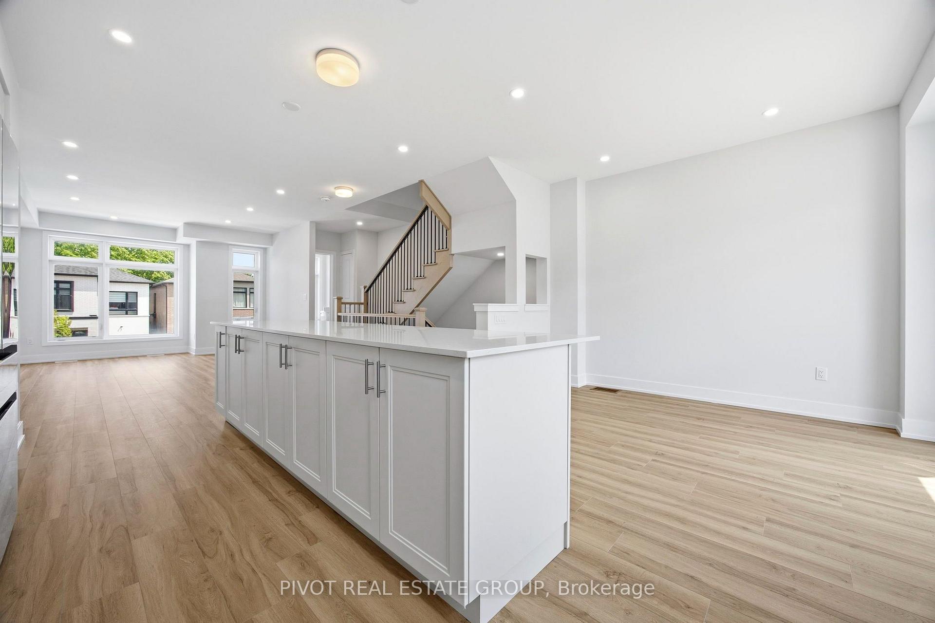 Photo 14 of 64 Danielle Moore Circle, Scarborough, Bendale — HOMEH