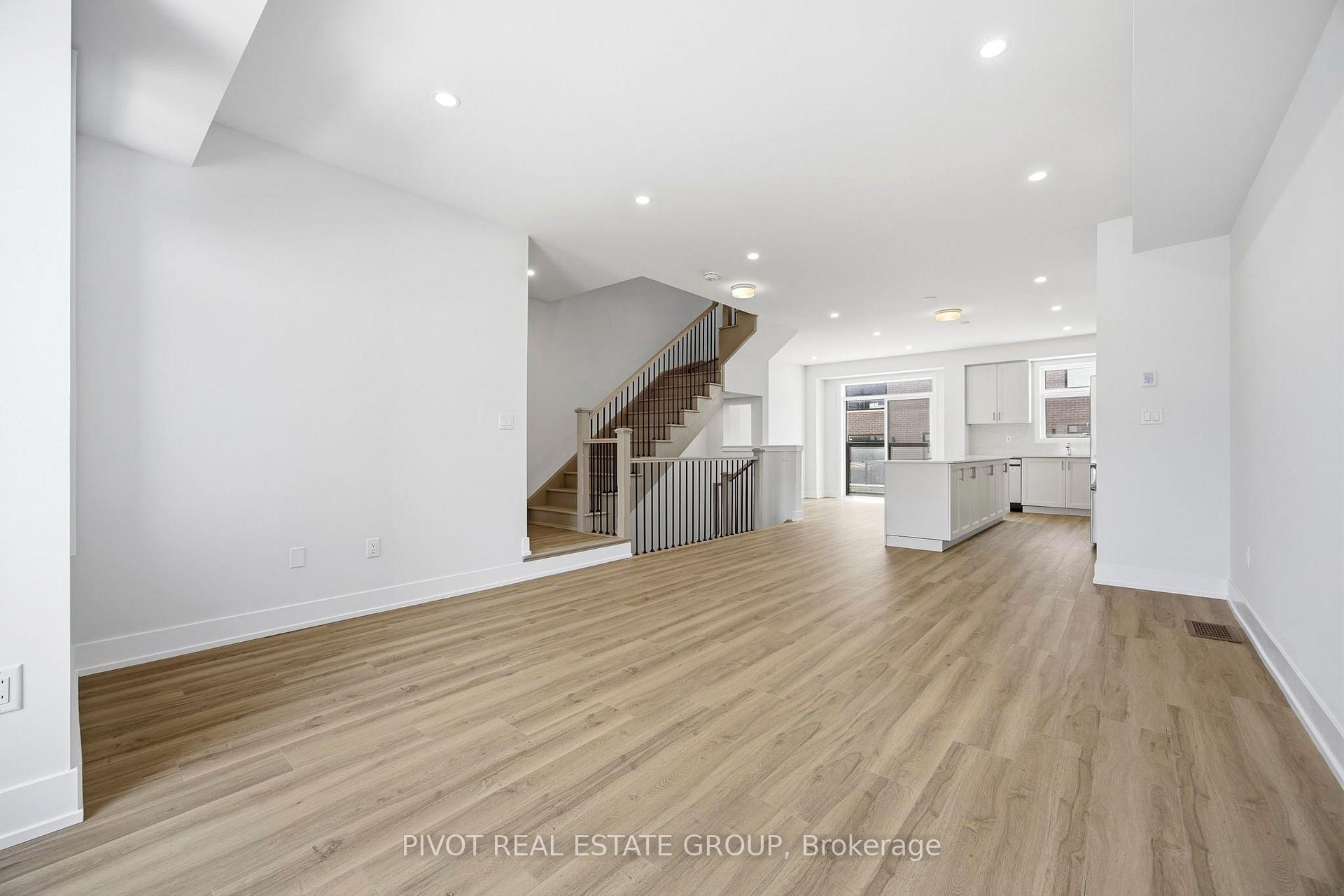 Photo 18 of 64 Danielle Moore Circle, Scarborough, Bendale — HOMEH