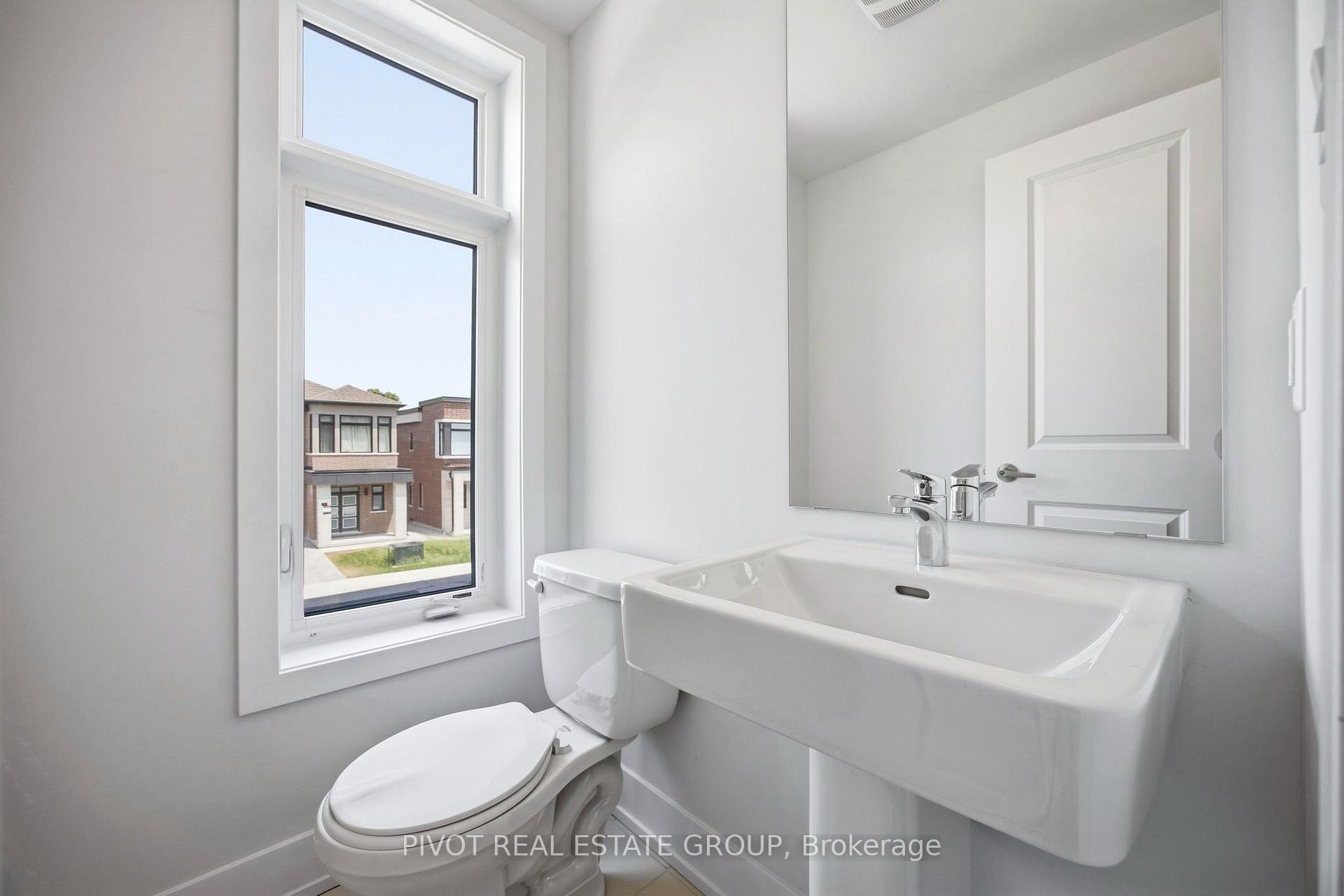 Photo 19 of 64 Danielle Moore Circle, Scarborough, Bendale — HOMEH
