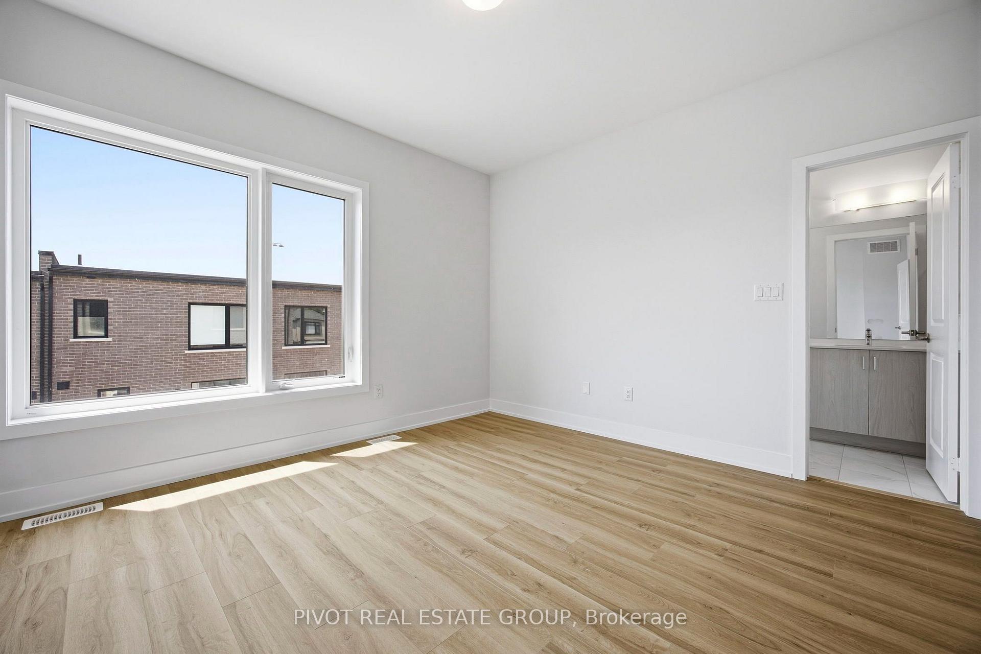 Photo 22 of 64 Danielle Moore Circle, Scarborough, Bendale — HOMEH