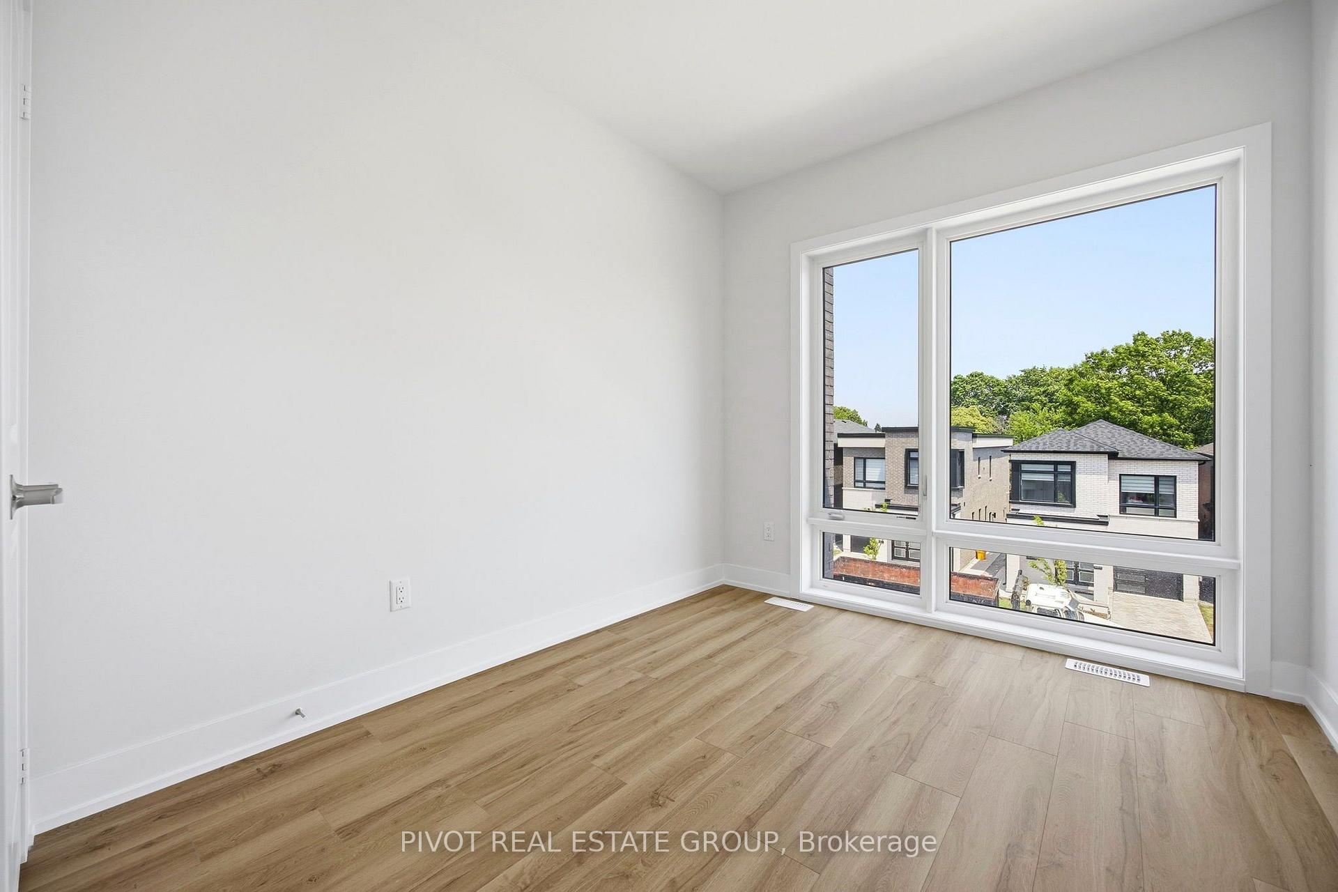 Photo 27 of 64 Danielle Moore Circle, Scarborough, Bendale — HOMEH