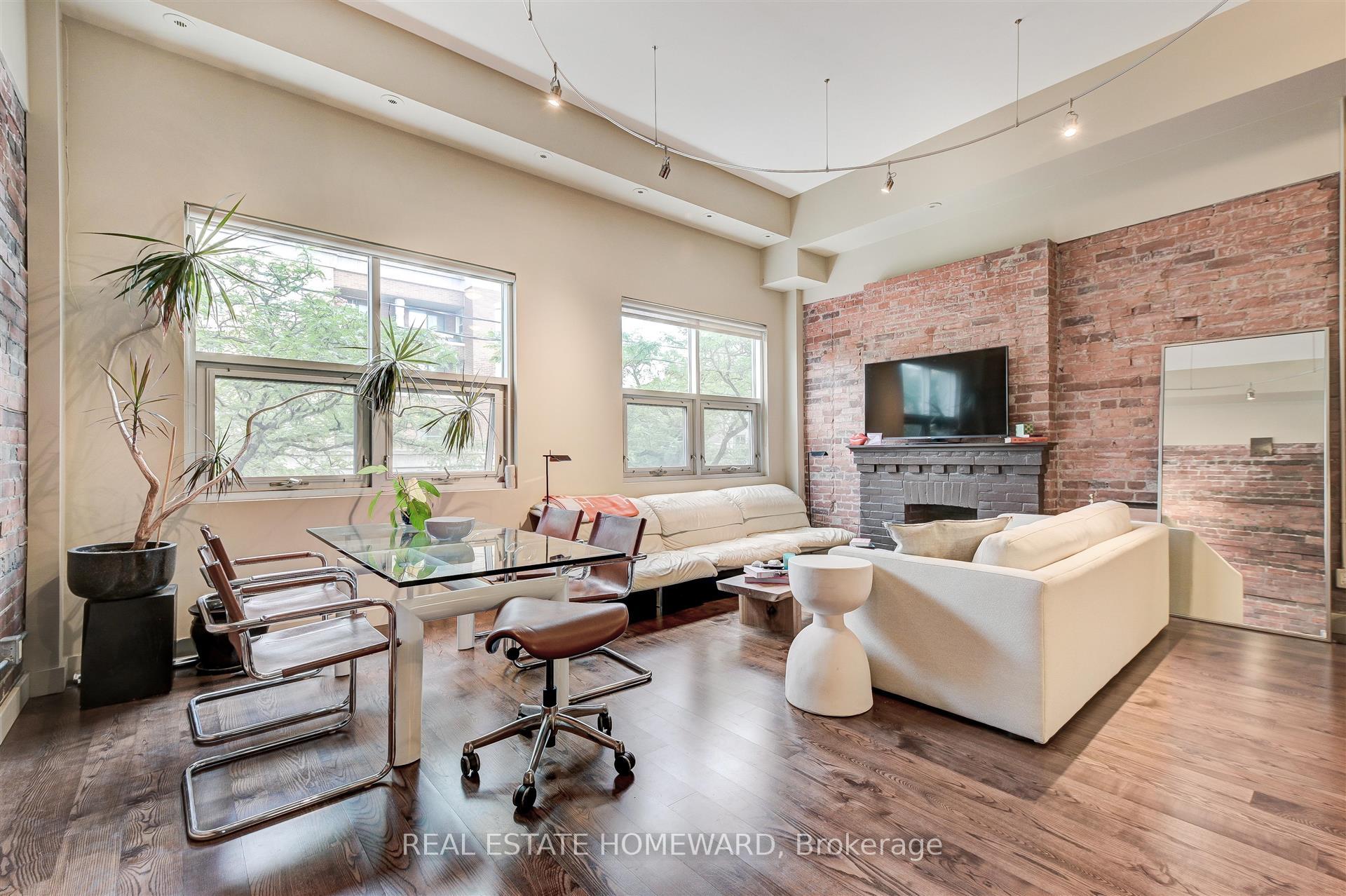 Photo 3 of Unit 205, 1842 Queen Street E, Toronto, The Beaches — HOMEH
