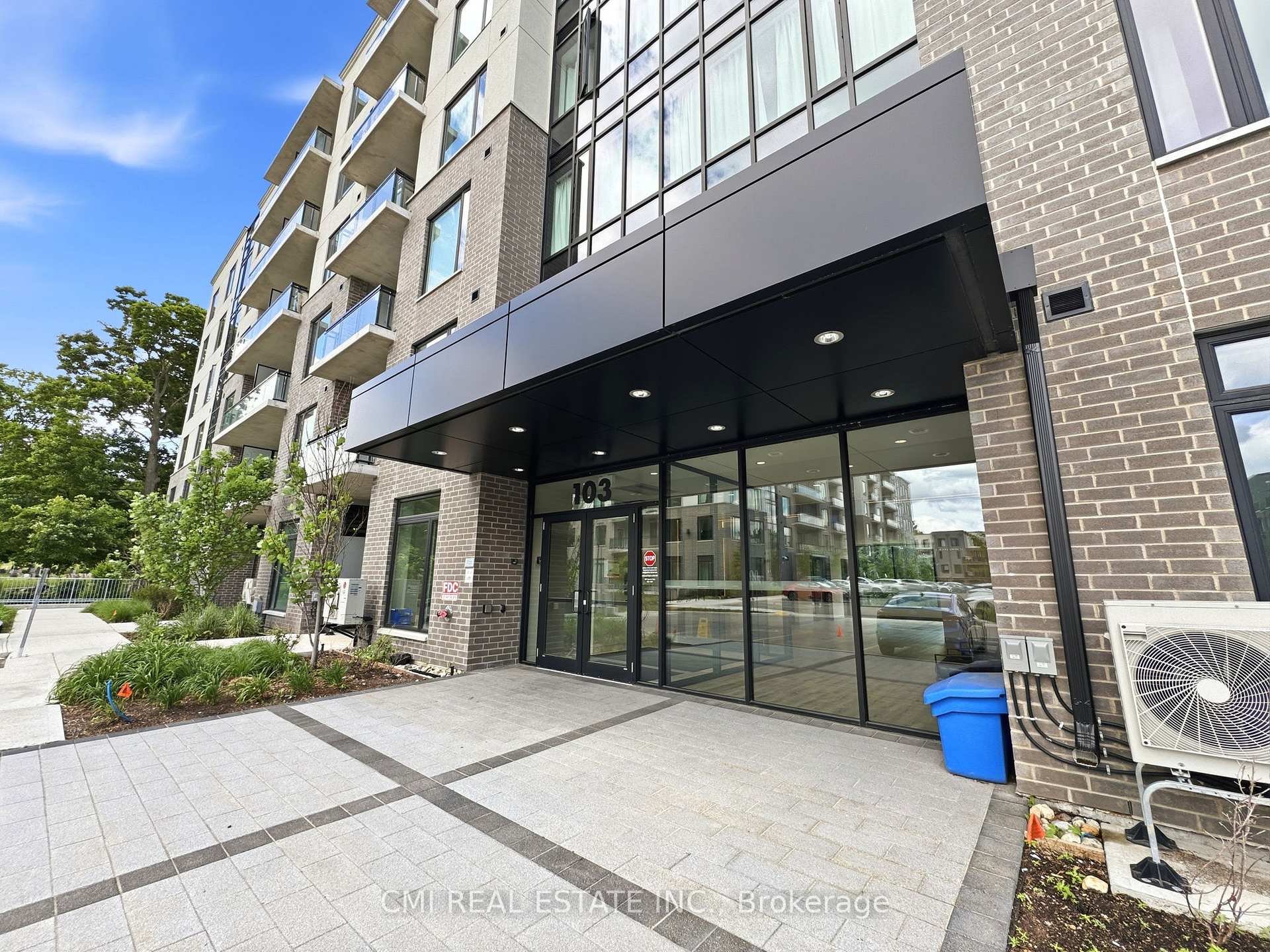 Photo 3 of Unit 306, 103 Roger Street, Waterloo, Uptown Waterloo/North Ward — HOMEH