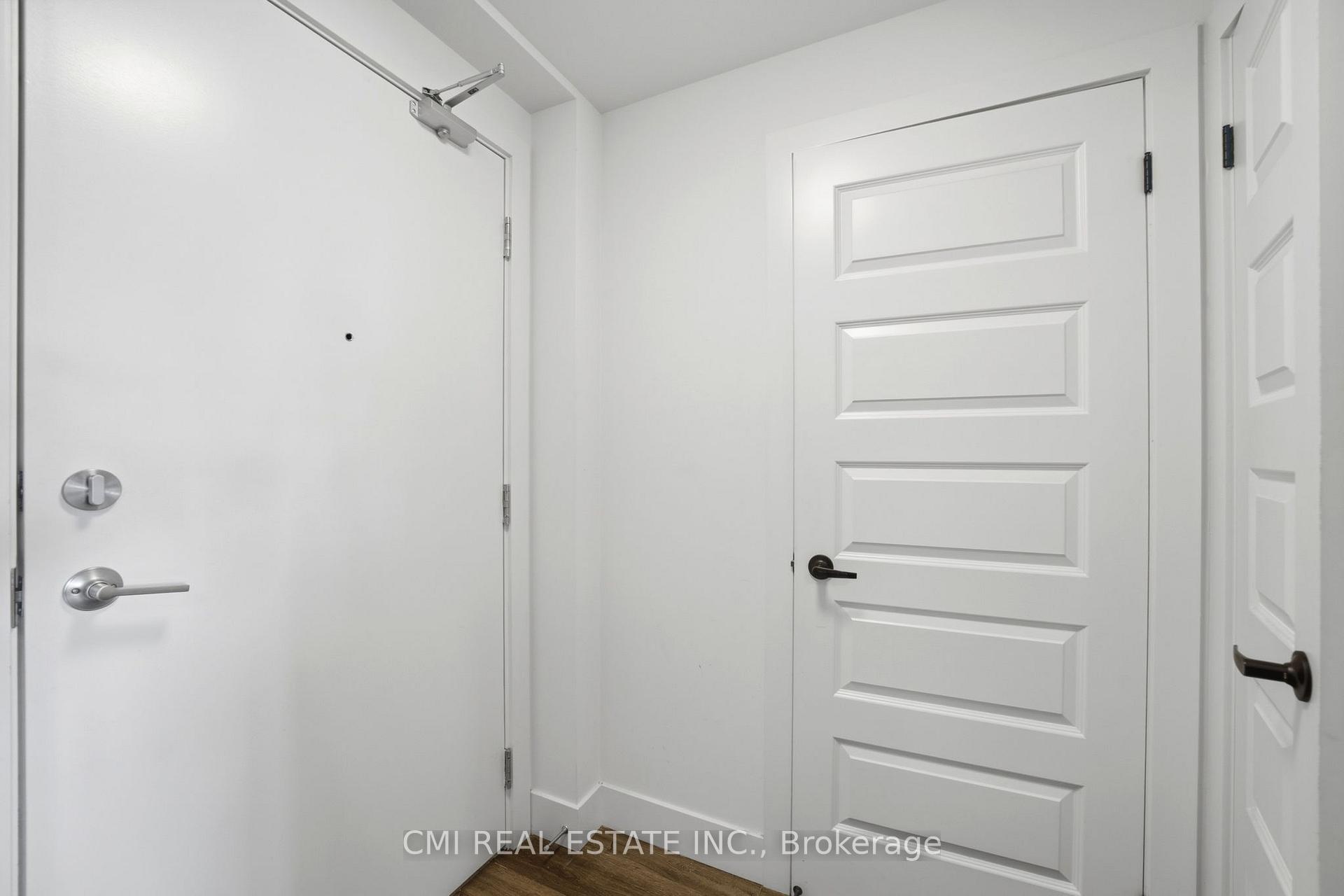 Photo 4 of Unit 306, 103 Roger Street, Waterloo, Uptown Waterloo/North Ward — HOMEH