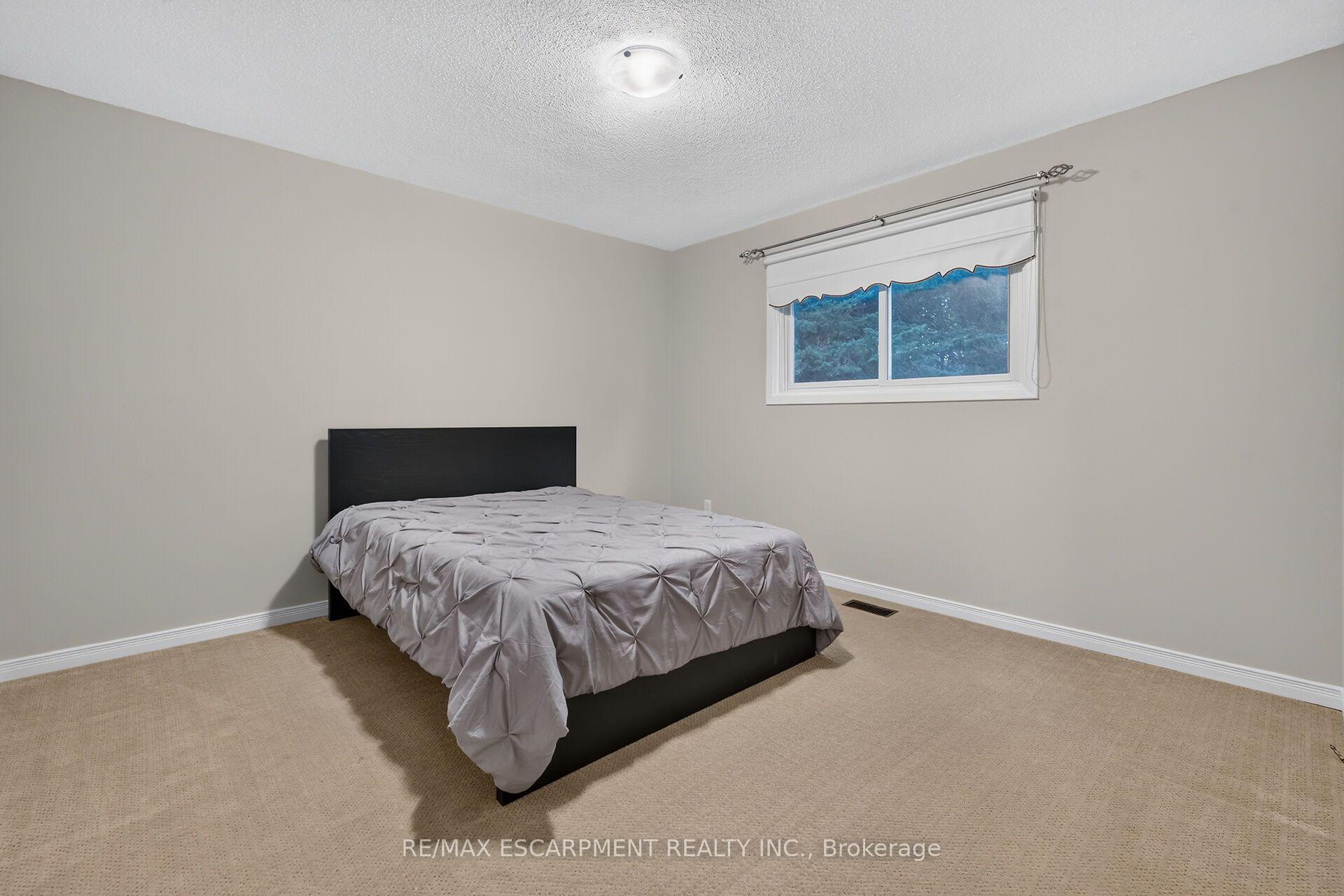 Photo 31 of 19 Burns Place, Haldimand — HOMEH