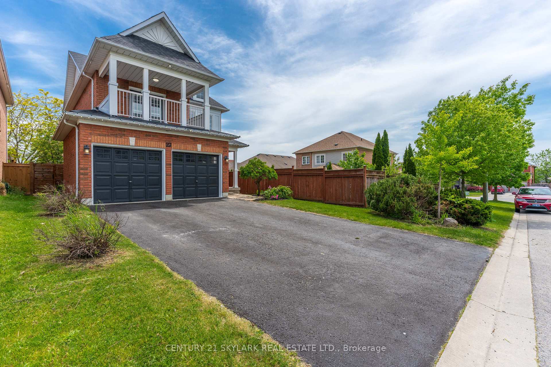 Photo 2 of 27 Clair Avenue, Whitby, Brooklin — HOMEH
