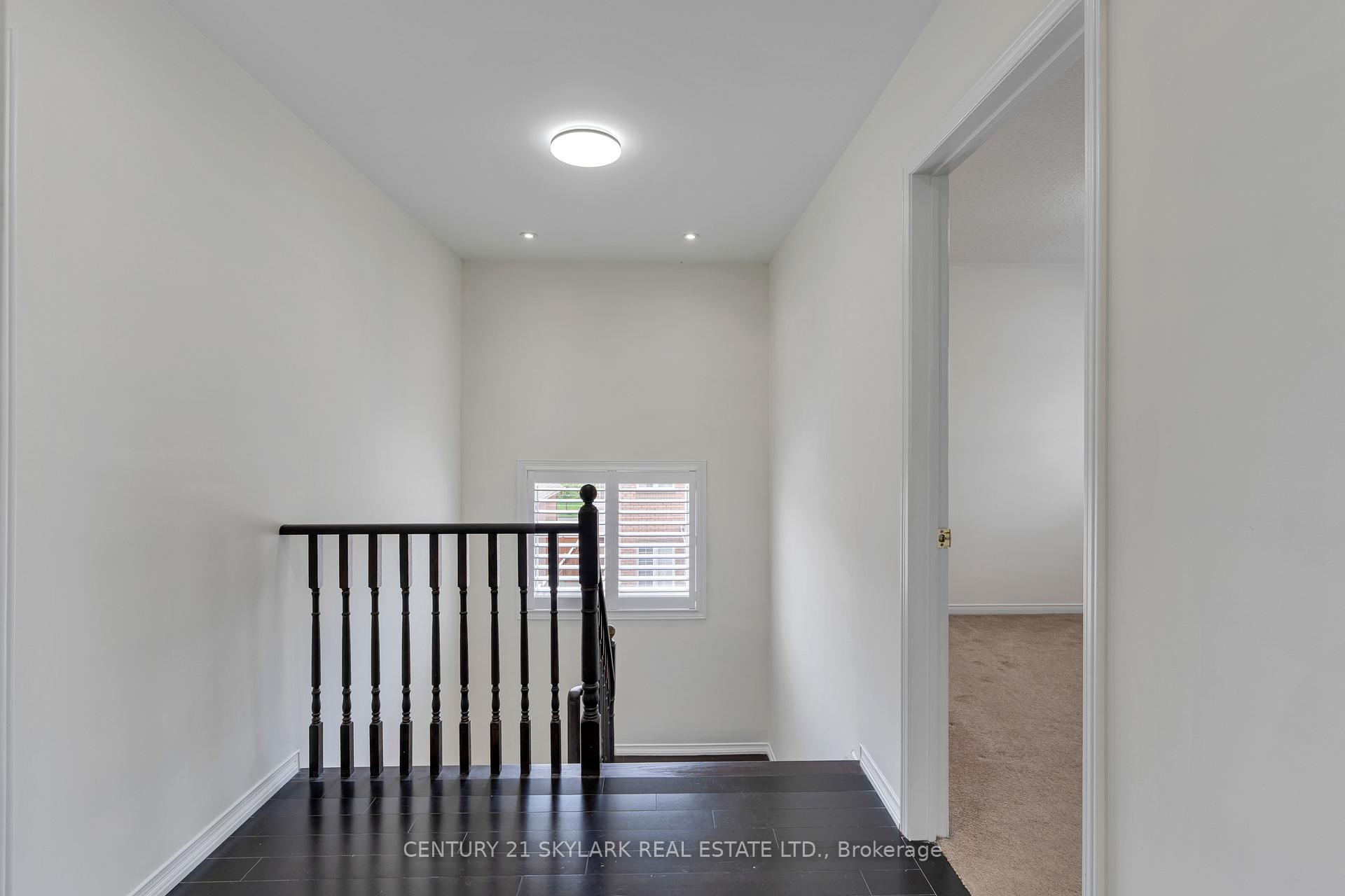 Photo 14 of 27 Clair Avenue, Whitby, Brooklin — HOMEH