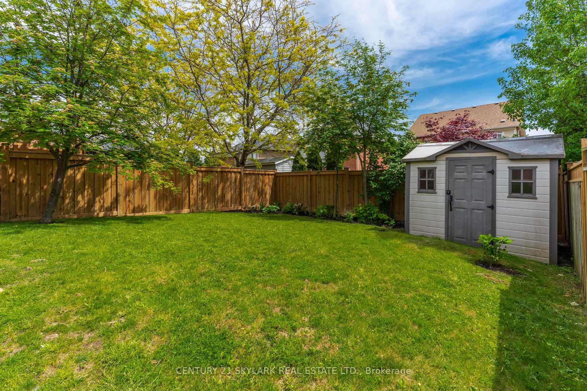 Photo 33 of 27 Clair Avenue, Whitby, Brooklin — HOMEH