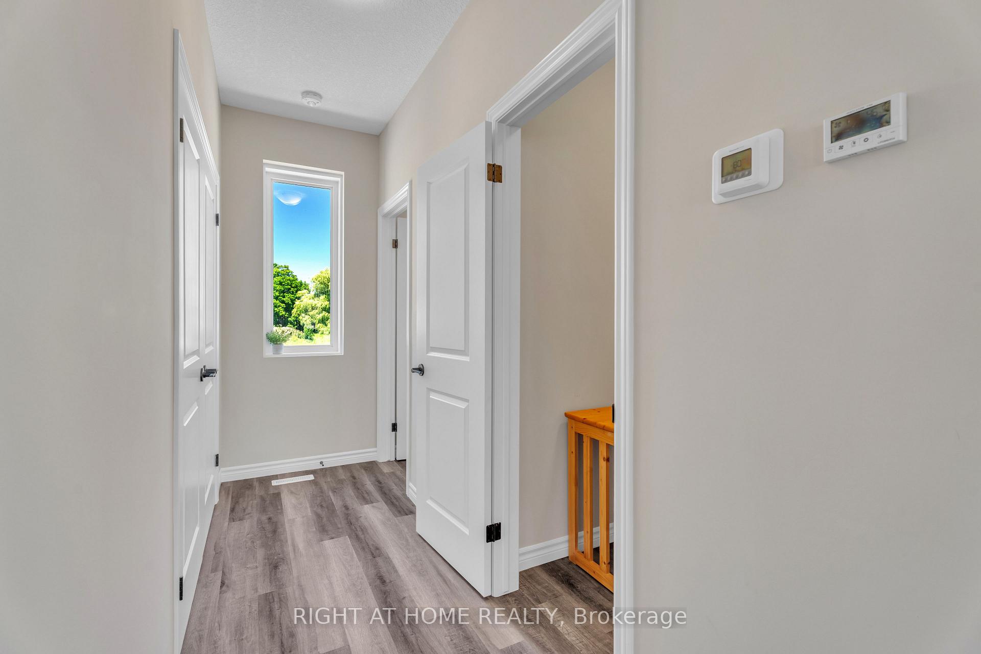 Photo 21 of 397 Callaway Road, London, North R — HOMEH