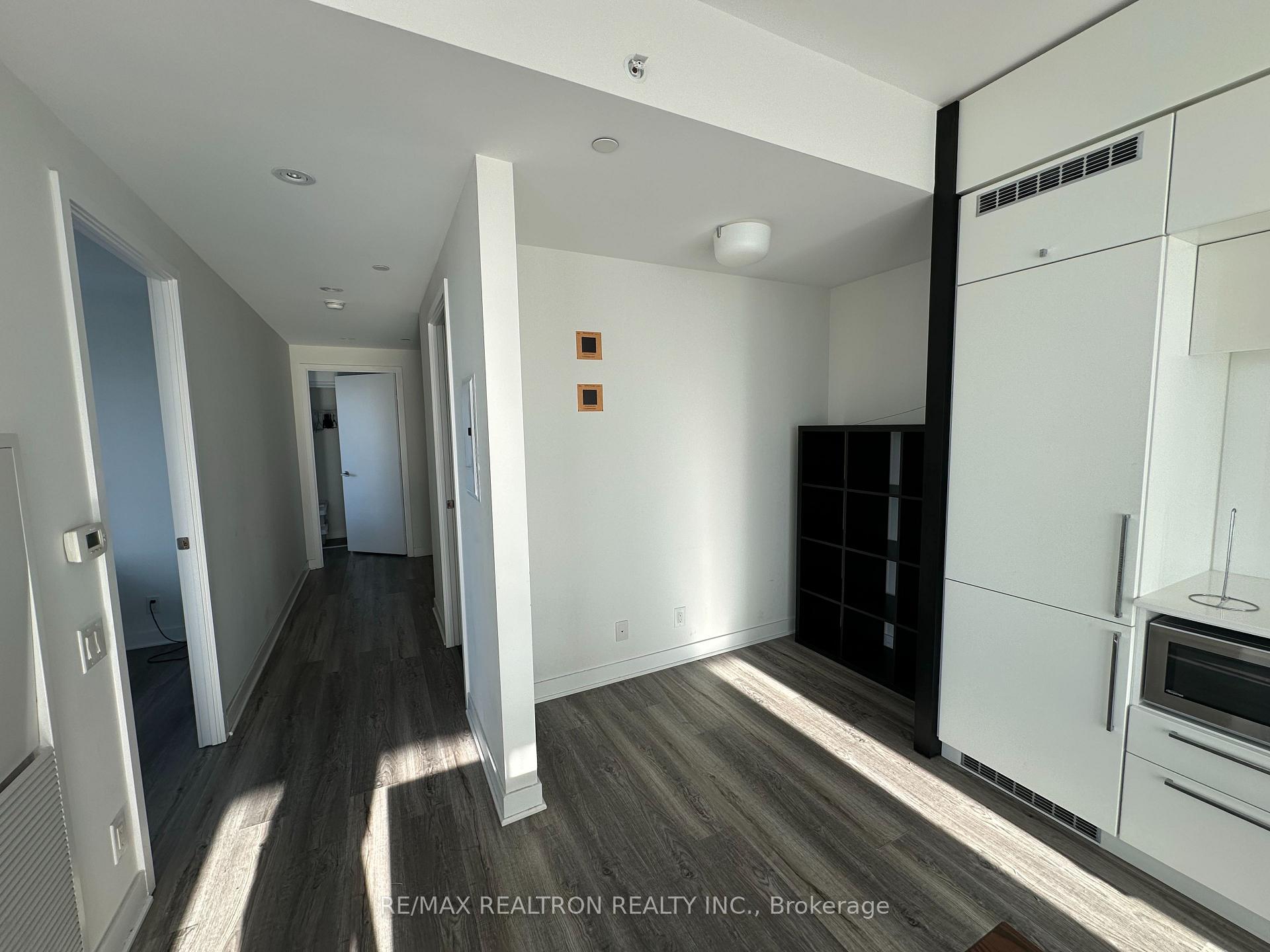Photo 6 of Unit 4603, 15 Grenville Street, Toronto, Bay Street Corridor — HOMEH