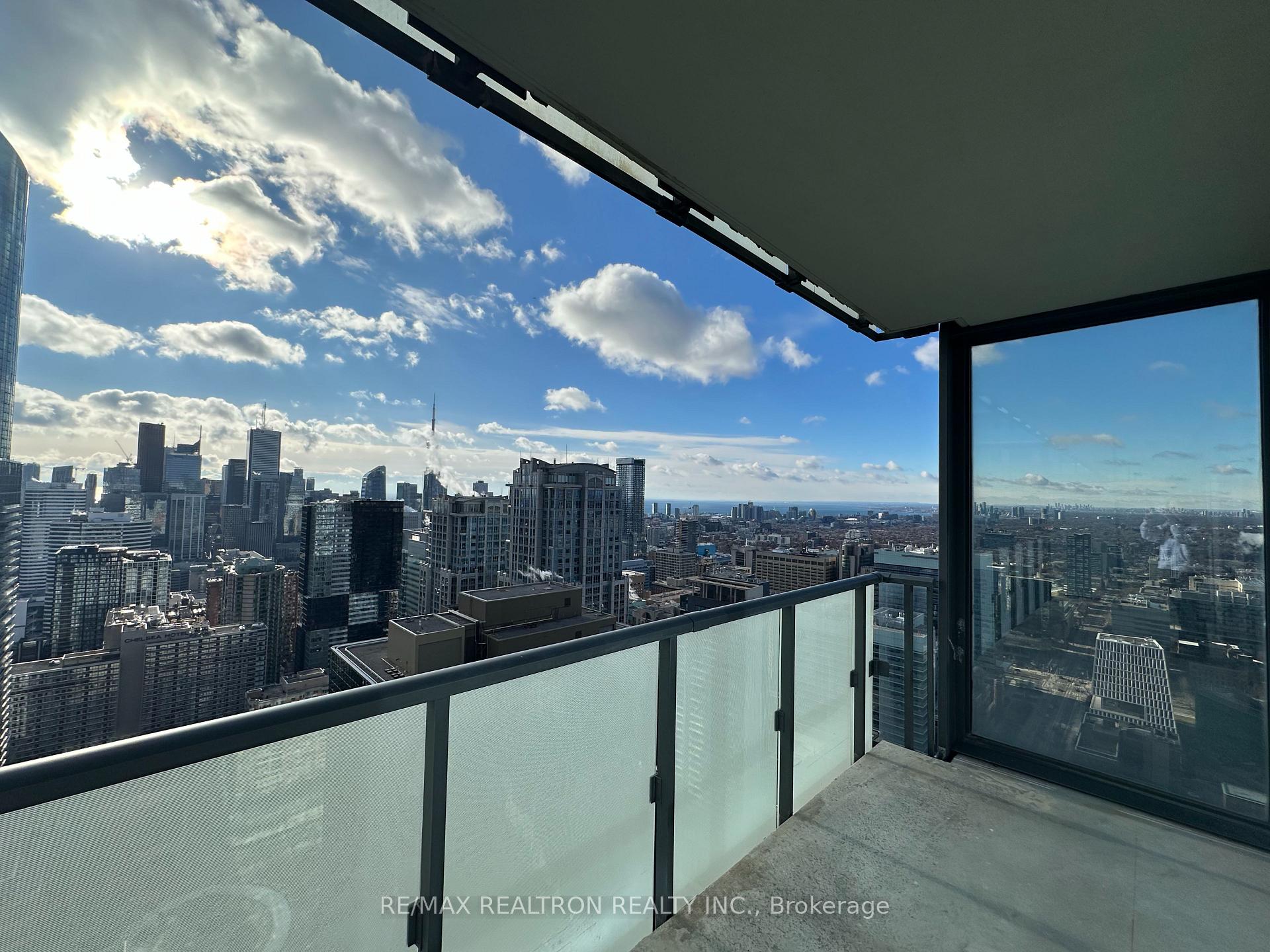Photo 15 of Unit 4603, 15 Grenville Street, Toronto, Bay Street Corridor — HOMEH