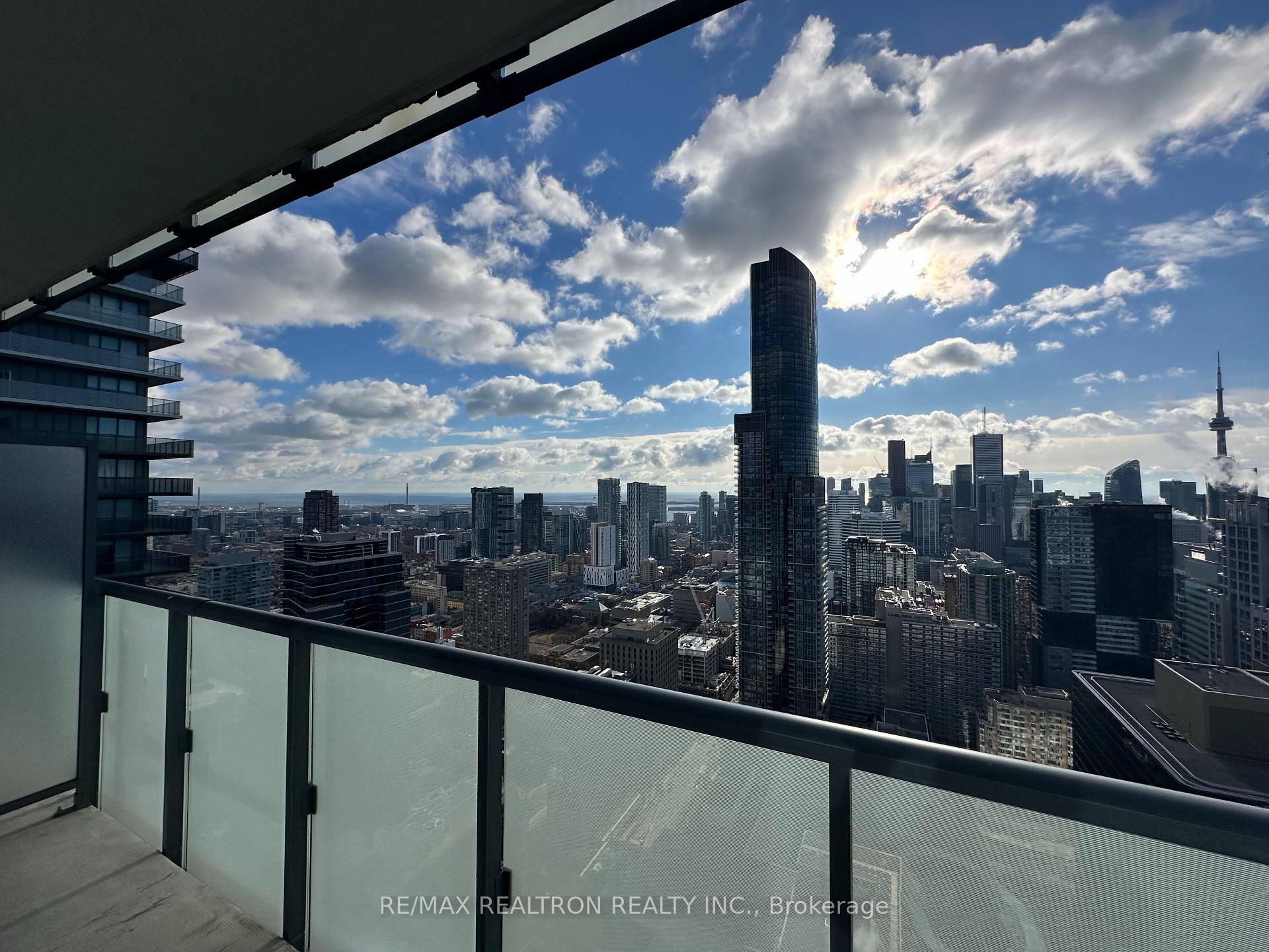 Photo 16 of Unit 4603, 15 Grenville Street, Toronto, Bay Street Corridor — HOMEH