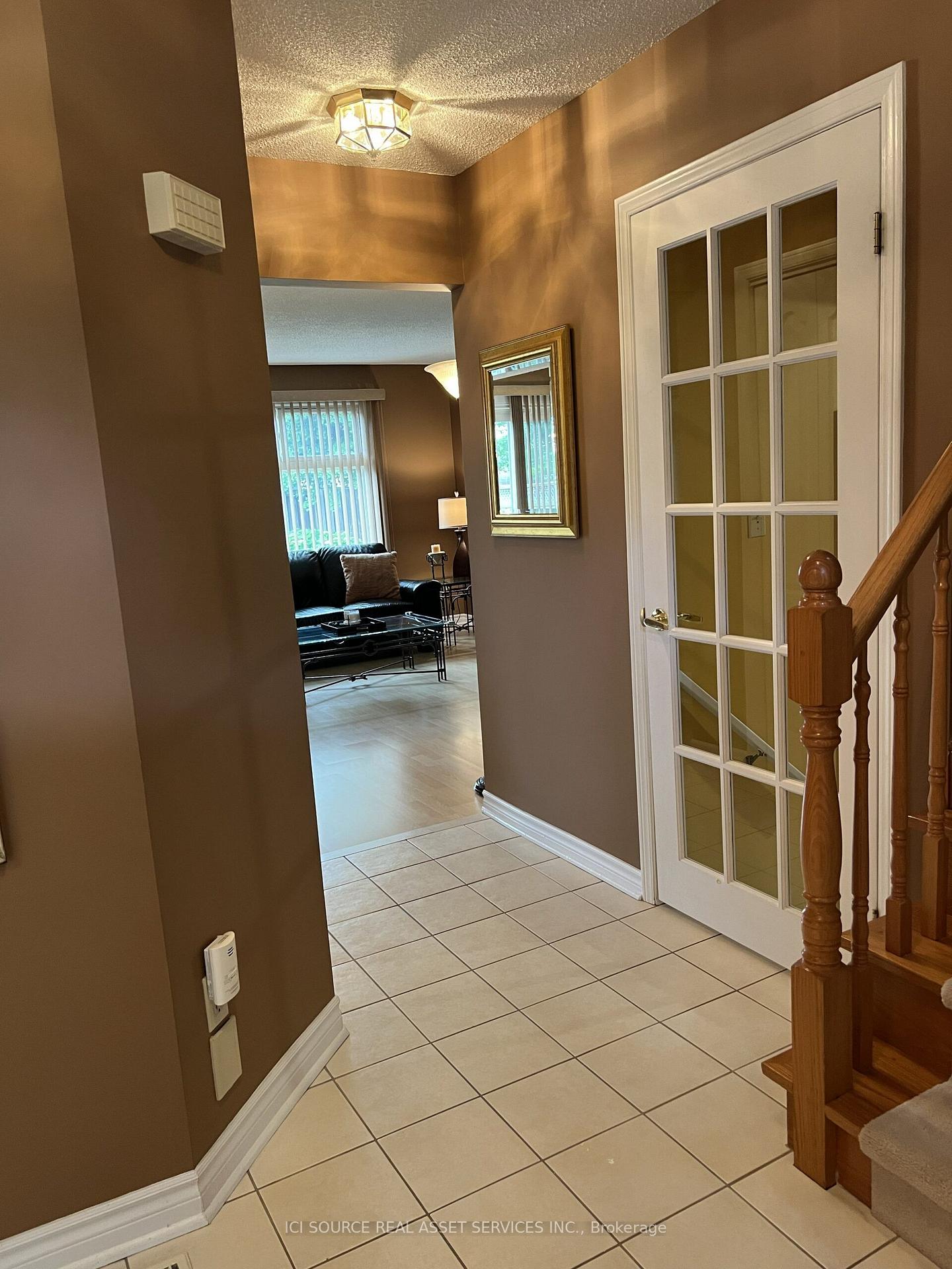 Photo 3 of 83 Boulding Avenue, Hamilton, Waterdown — HOMEH